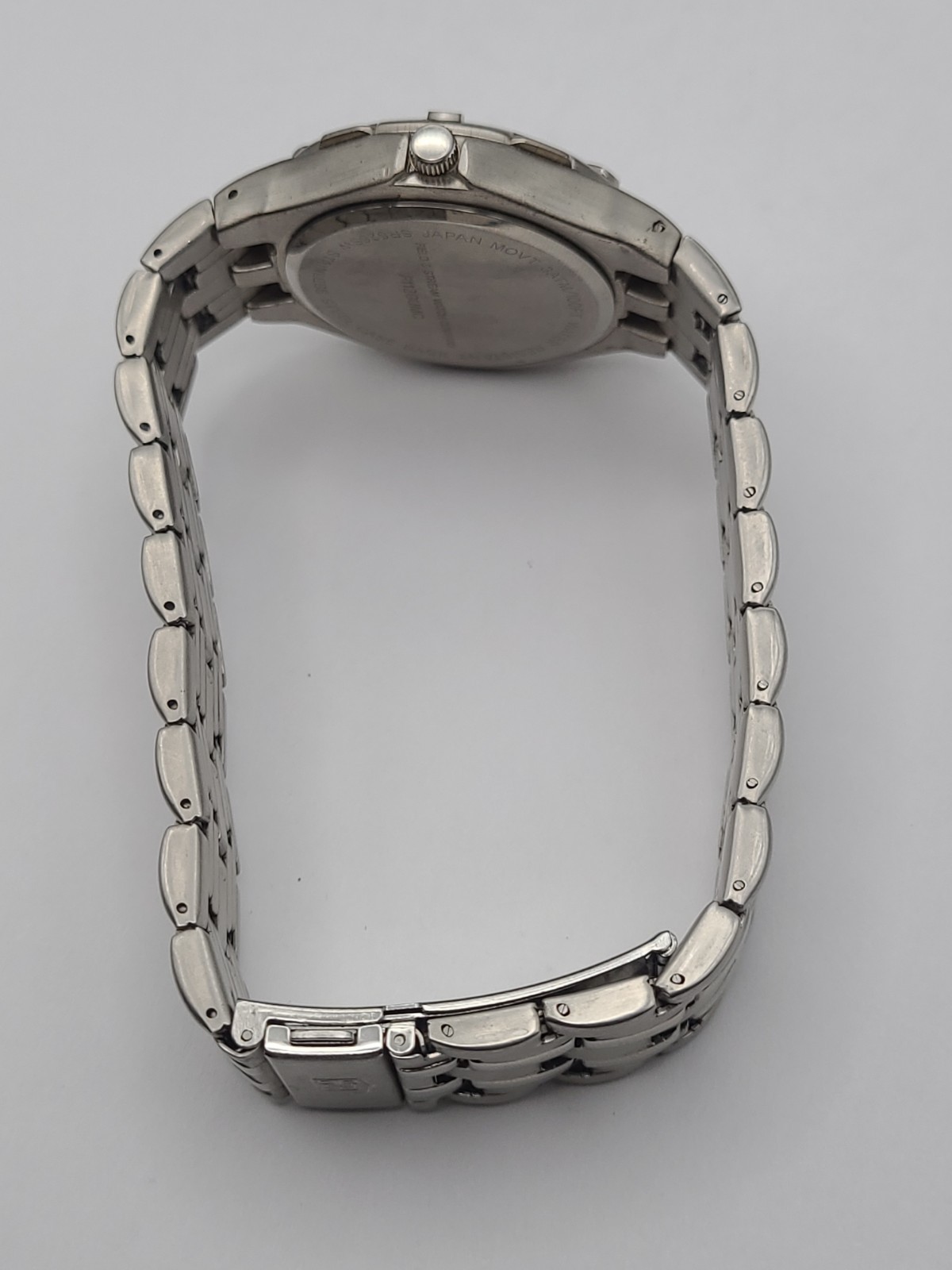 Field And Stream Outdoors Adventures Watch Men Silver Tone New Battery Working