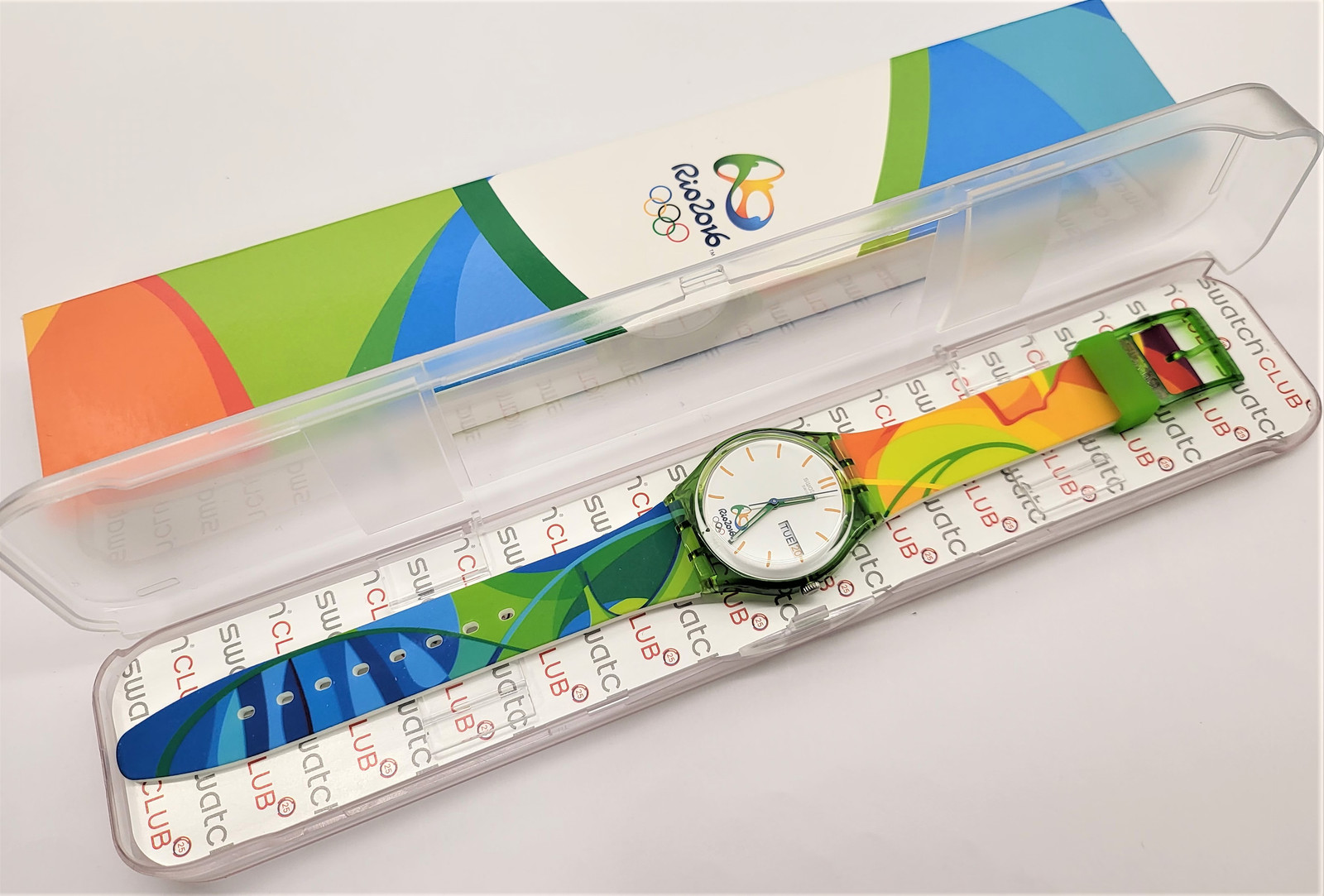 Swatch Olympic Special Rio 2016 – GZ705 – Rio Volunteer – NEW –