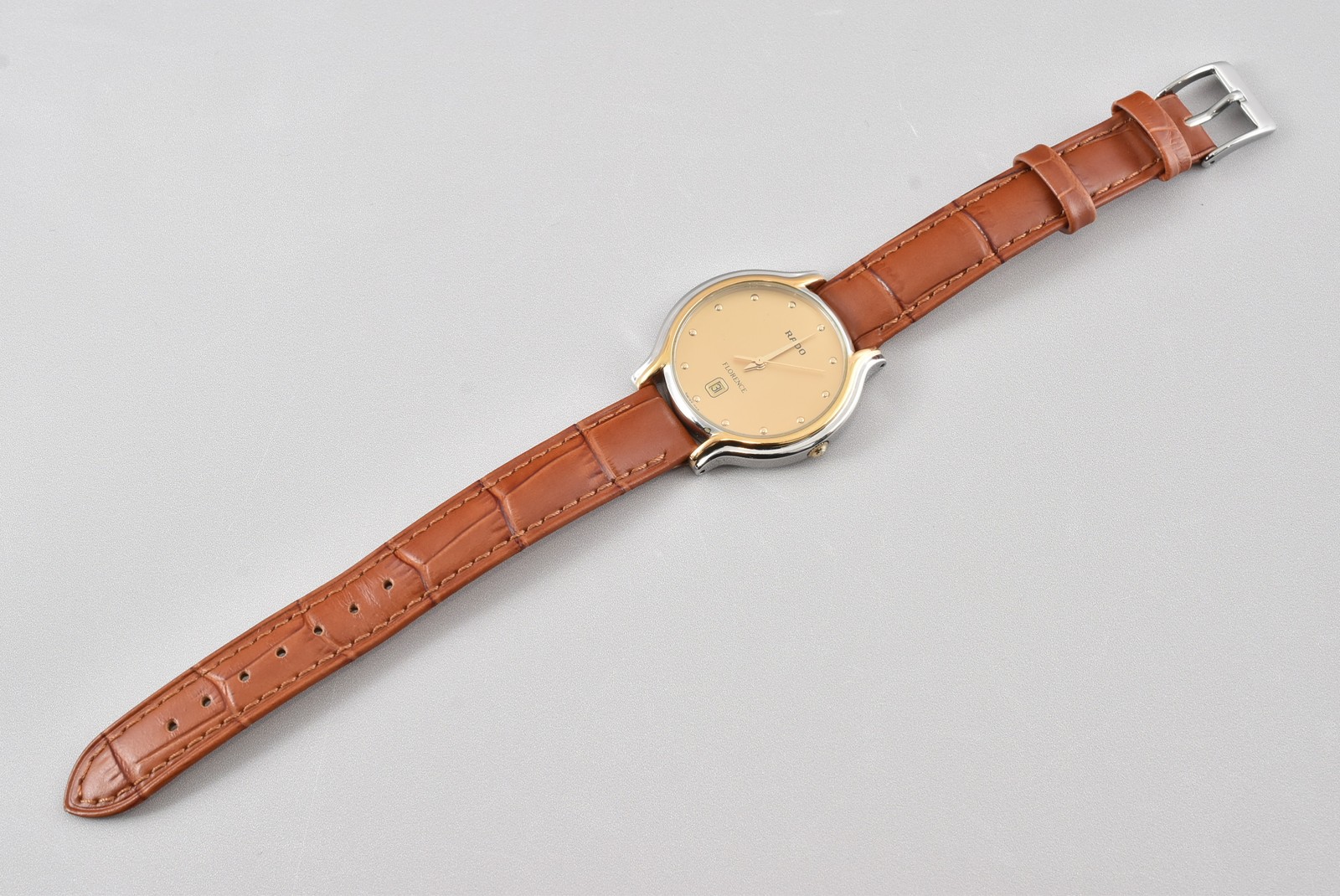 BOX ”N MINT” RADO Florence 129.3644.4 Swiss Date 32mm QZ Gold Dial Watch JAPAN