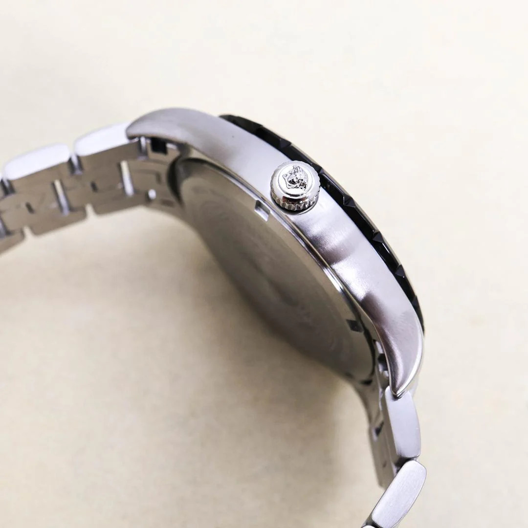 VERSACE Ve11 GMT Date Quartz Stainless Steel 42mm Silver Black Watch
