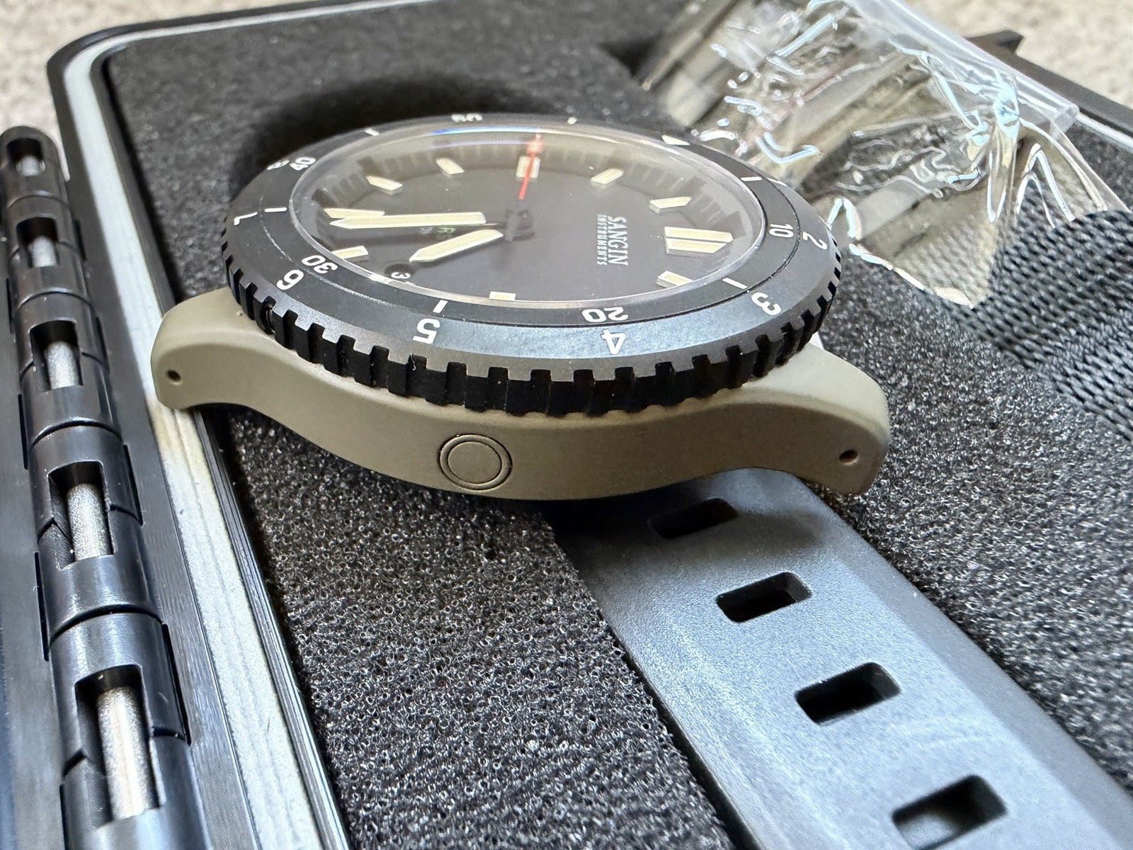 SANGIN INSTRUMENTS GBRS KINETIC II Ti V2 WATCH FDE Coyote Tan TITANIUM