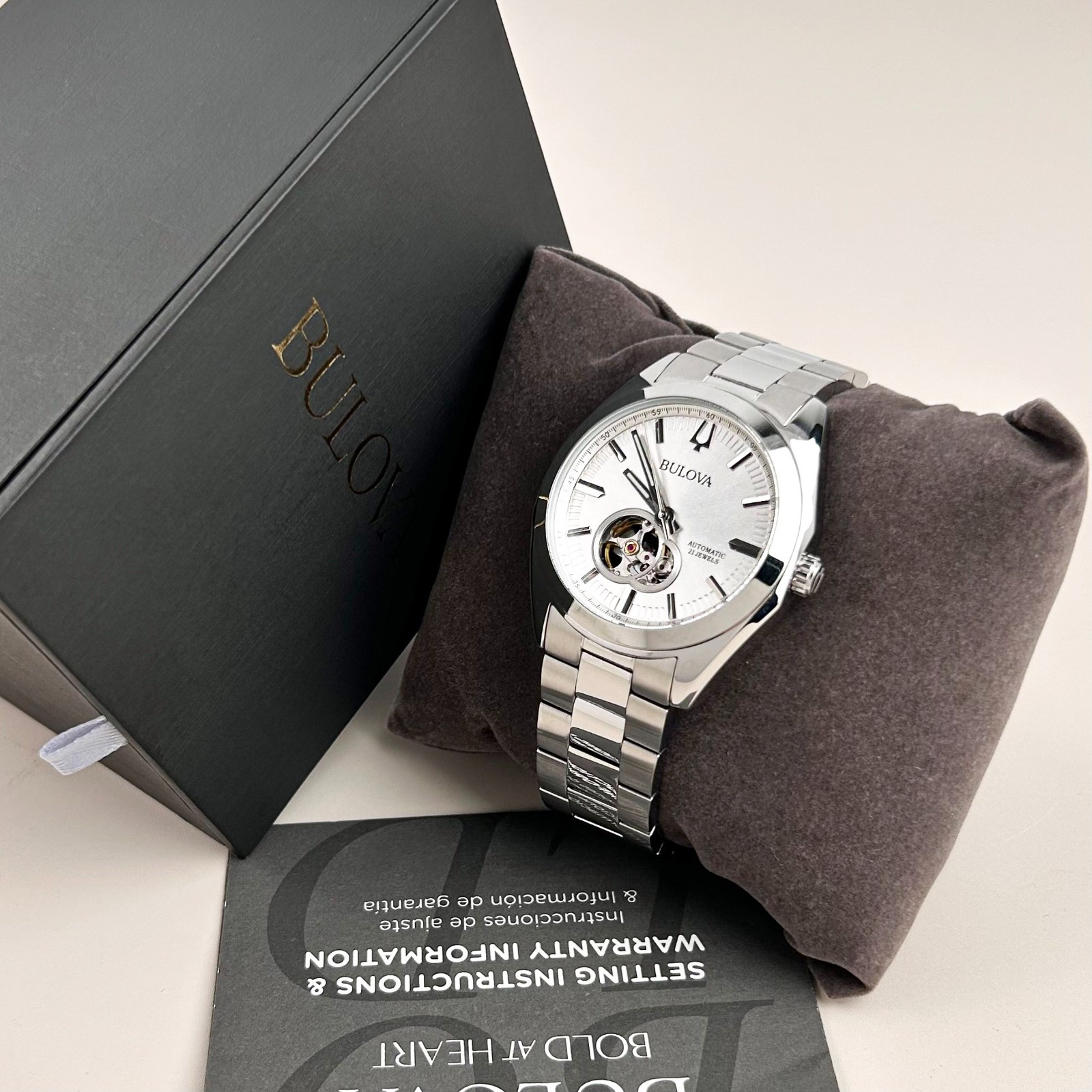New Bulova Surveyor 96A274 Silver Dial Men’s Classic Automatic Chronograph 42mm