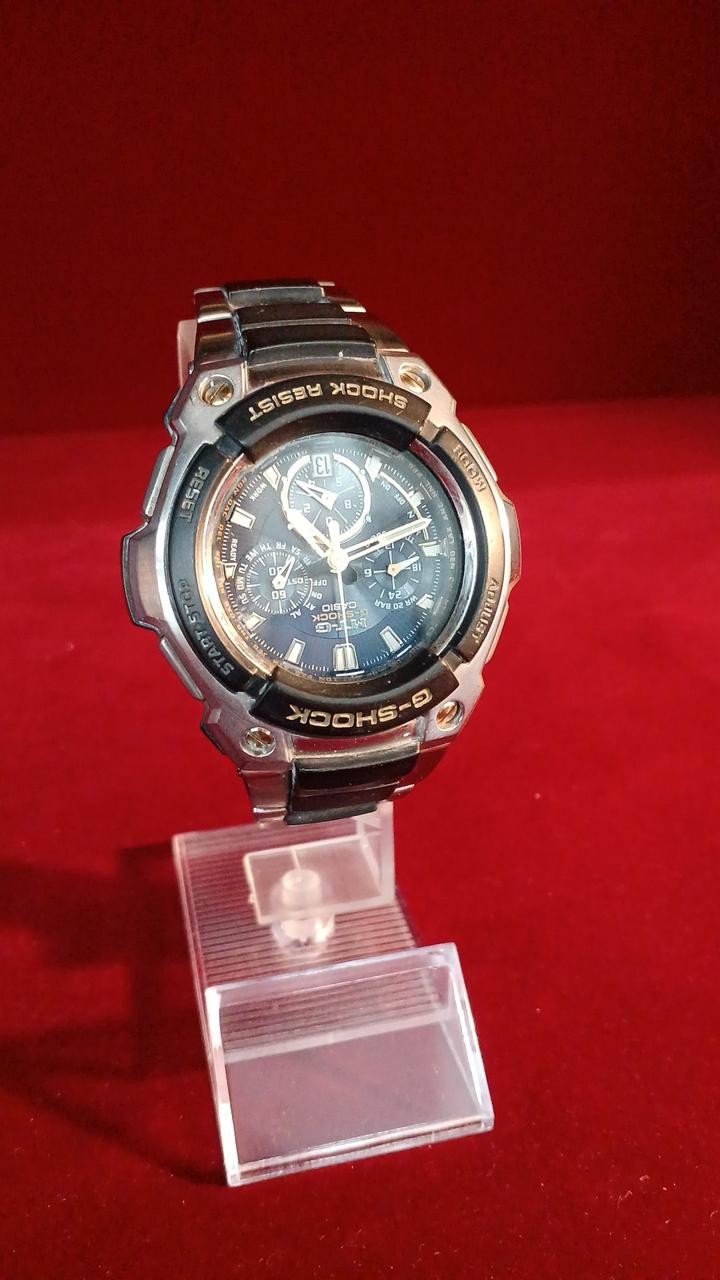 Quartz Wristwatch Model Number MT G CASIO