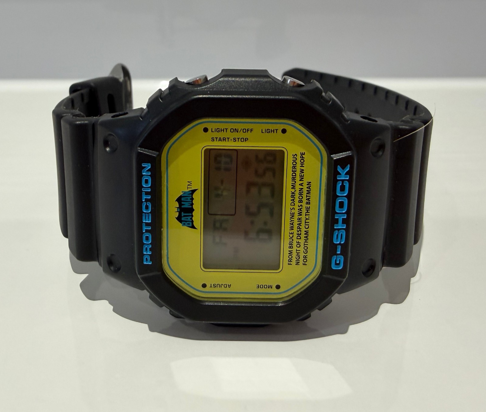 Very Rare Casio G-Shock JAPAN BATMAN DW-5600VT Limited Edition