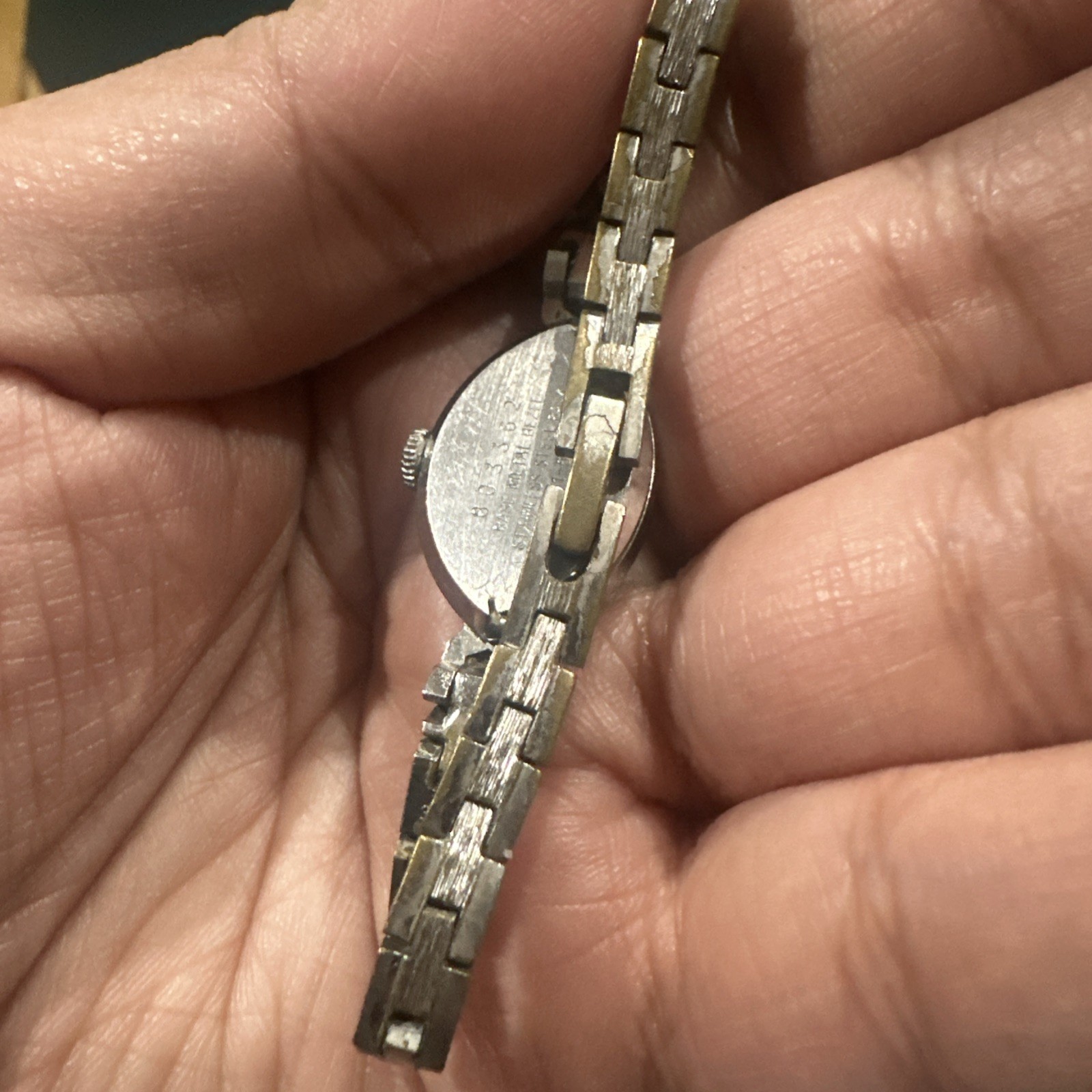 Working Vintage Pulsar Manual Wind 17 Jewels Ladies Watch 15mm Fit 6in Read!