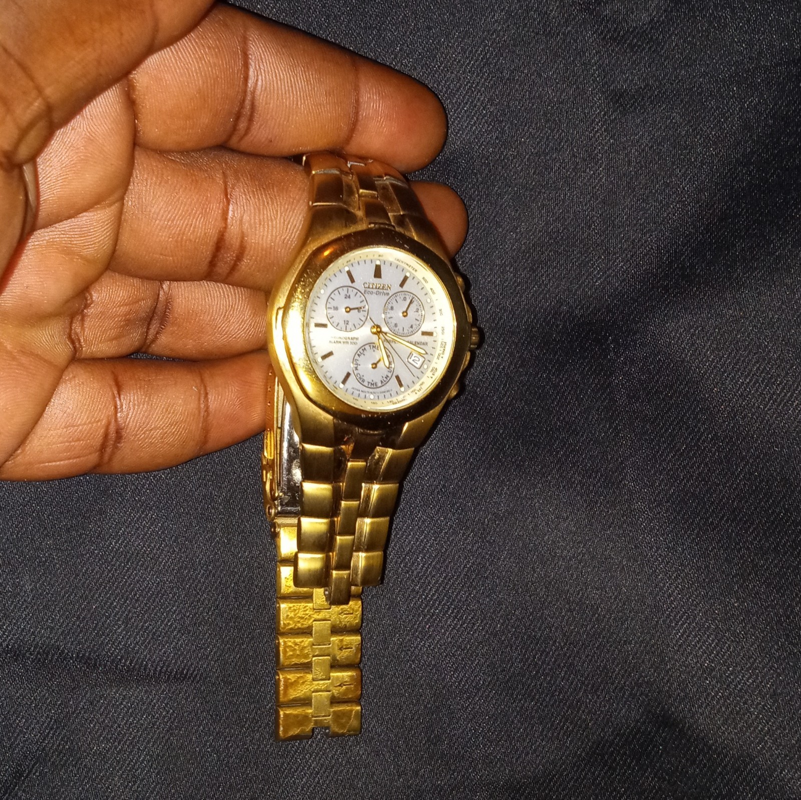Citizen Eco-Drive Chronograph Alarm Date Tachymeter Gold SS White Dial 100m