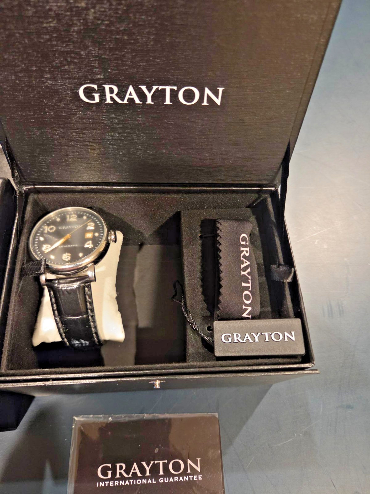 Grayton Automatic Watch Blac Dial Swiss ETA 2824-2 Full Kit Box & Papers