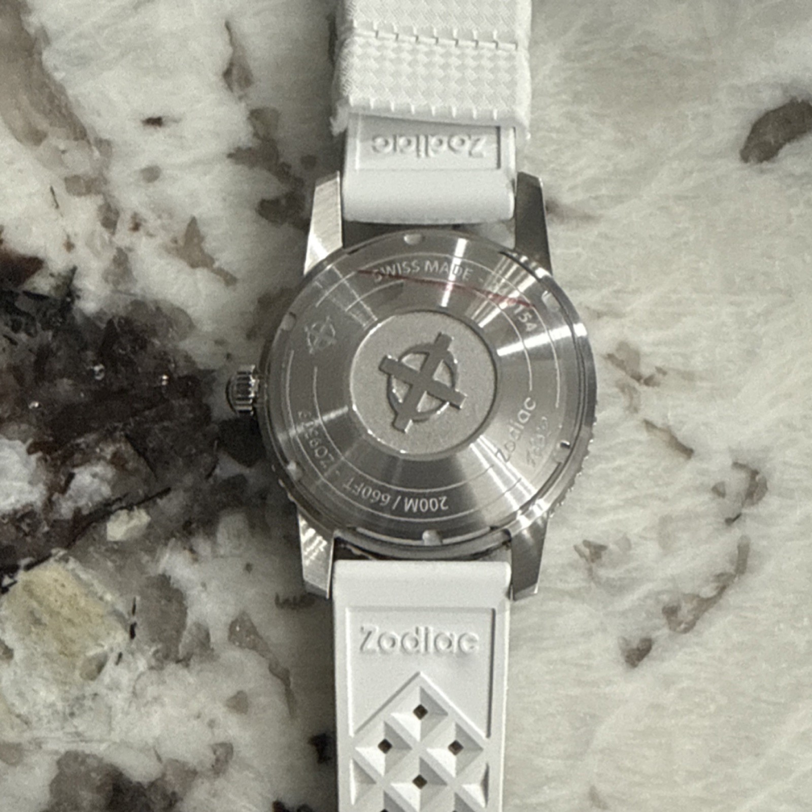 Zodiac Super Sea Wolf Automatic Diver 42mm 200m White/Green Sapphire Date Box