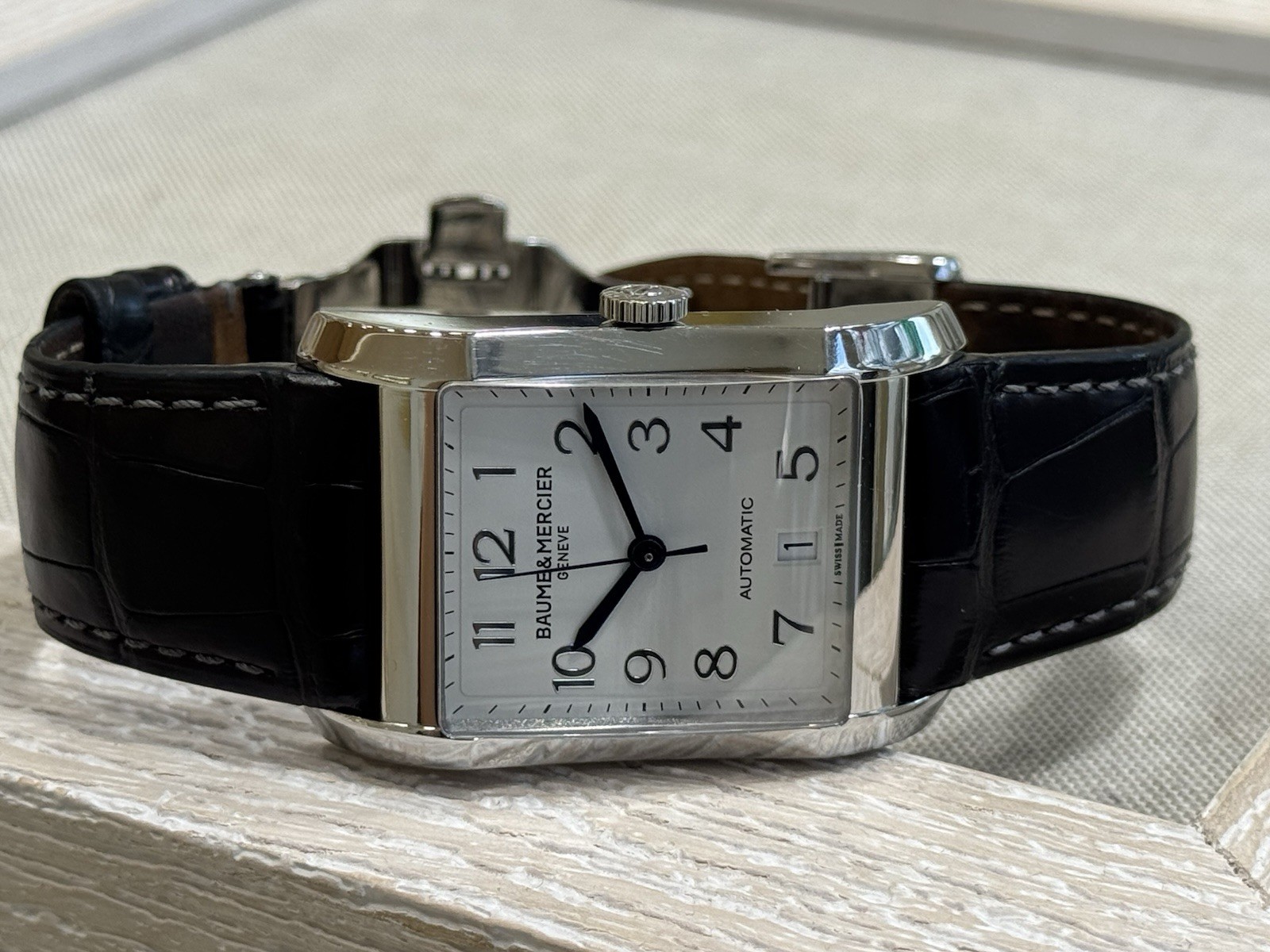 Baume & Mercier Hampton Automatic Date Mens 31 x 47mm Swiss Made 65751