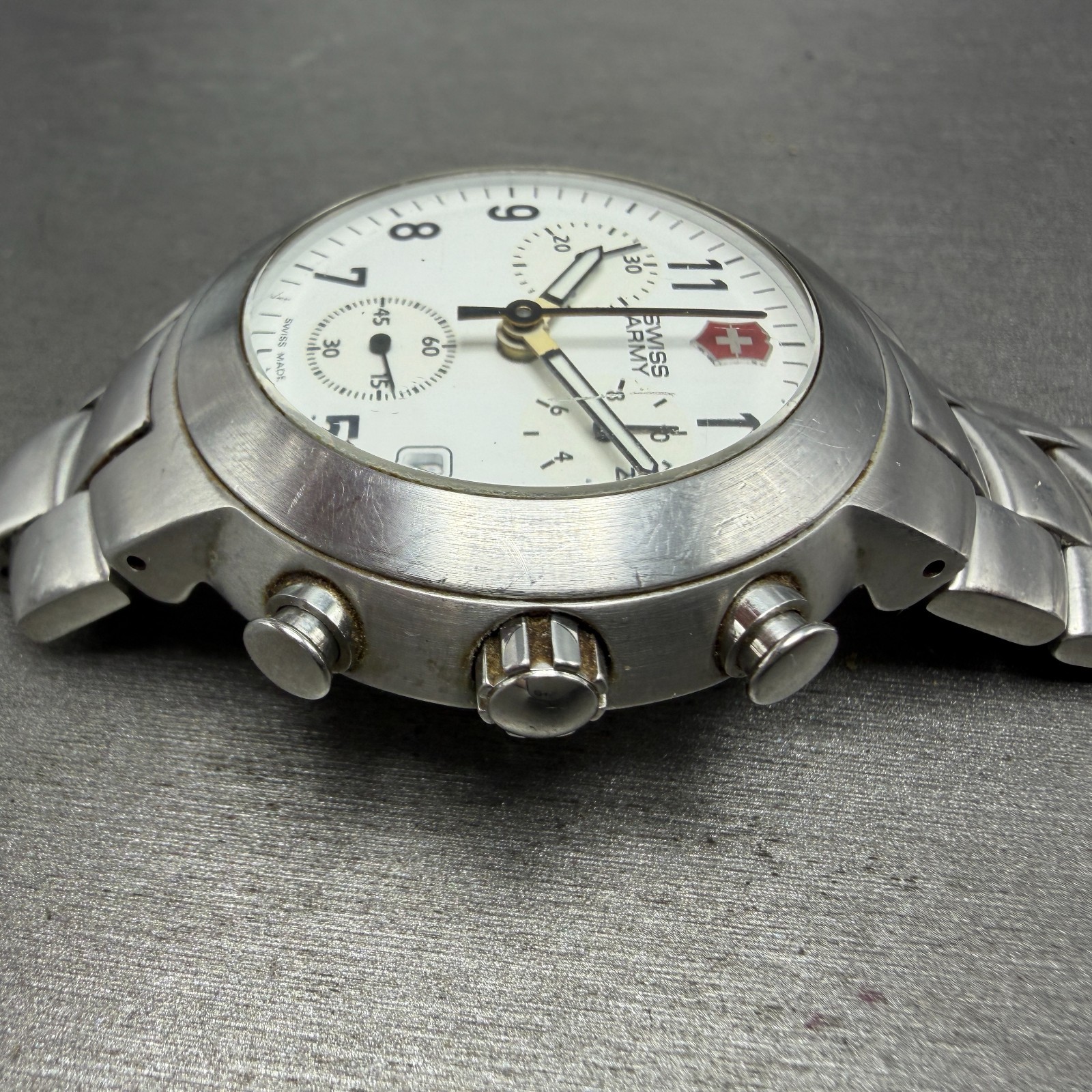 Victorinox Swiss Army Maverick chronograph Watch Men 42mm White Dial Steel READ