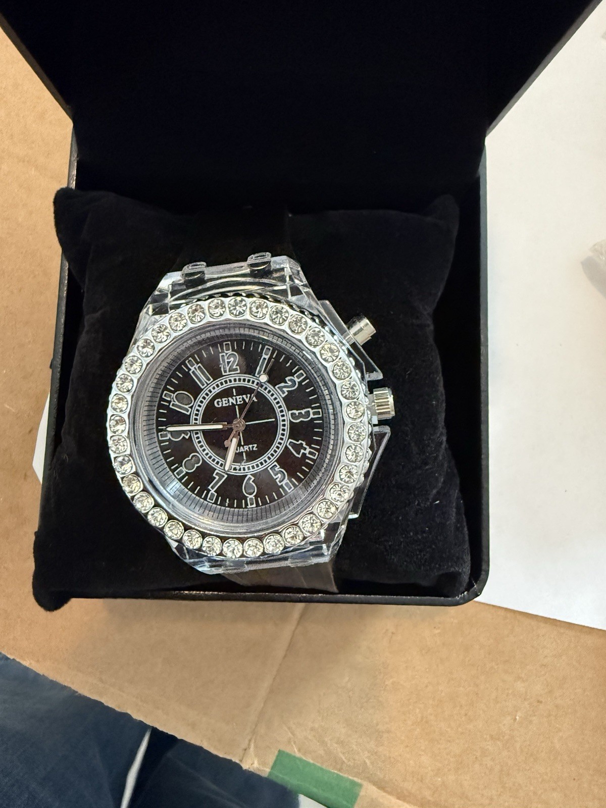 Geneva Quartz Analog Wristwatch Black Dial Silicone Strap Silver Bezel w/ Box