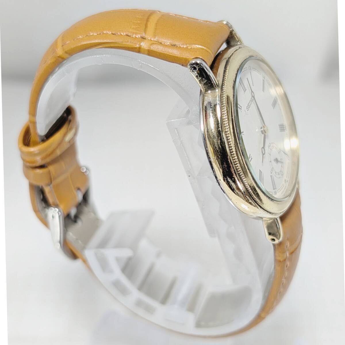 Seiko Small Second Men’s Watch Working Q 86
