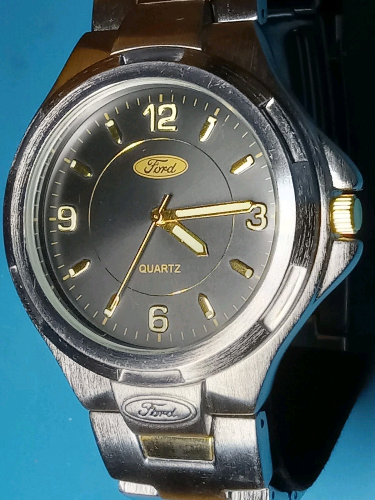 FORD MENS 41.5mm Swiss Luminous WATCH Official Licensed product SS Bracelet New