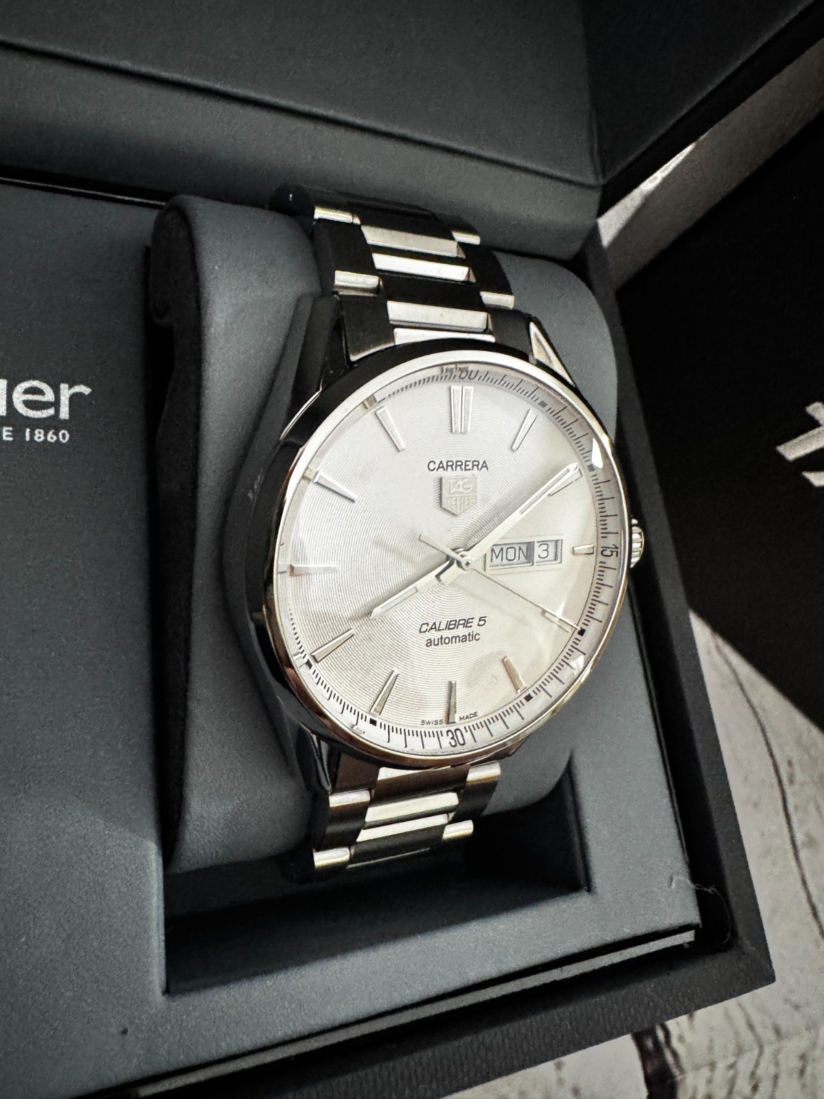 TAG HEUER Carrera Caliber 5 Automatic 41 mm Mens Watch WAR201B.BA0723 White Dial
