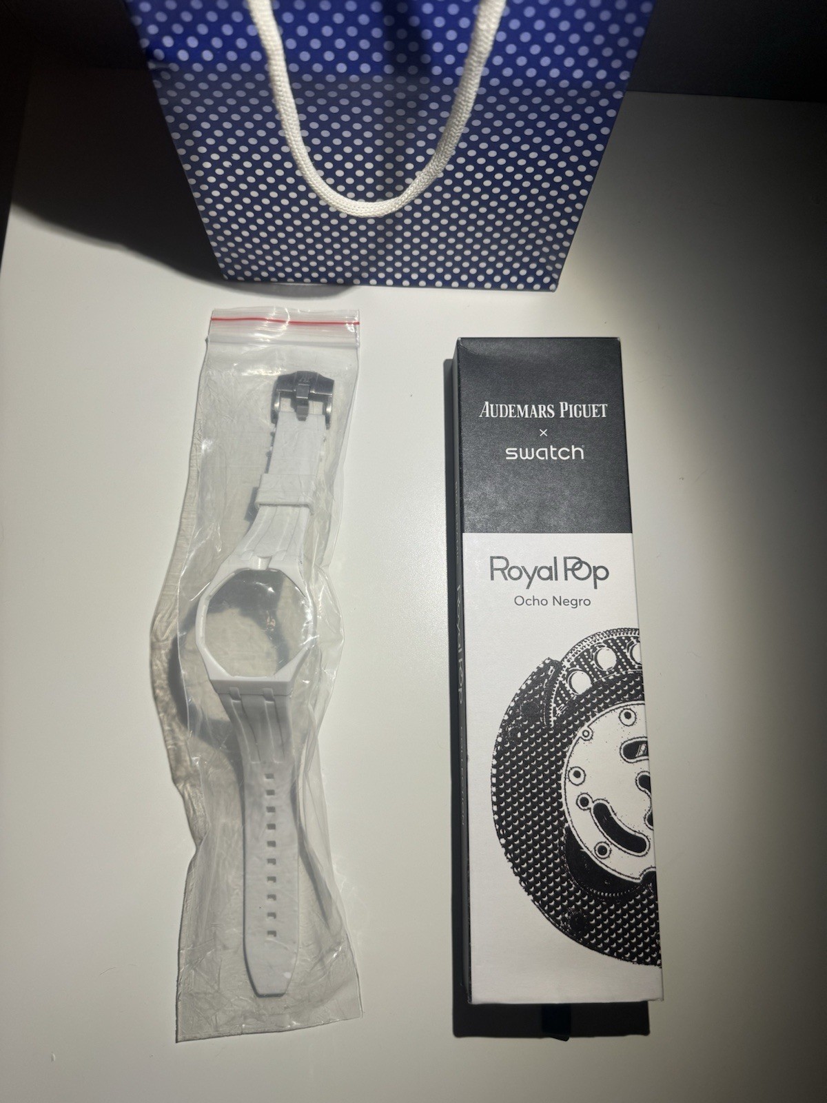 Swatch Royal Pop Ocho Negro Quartz 41mm 30m Black Dial with Bag, Box and Papers