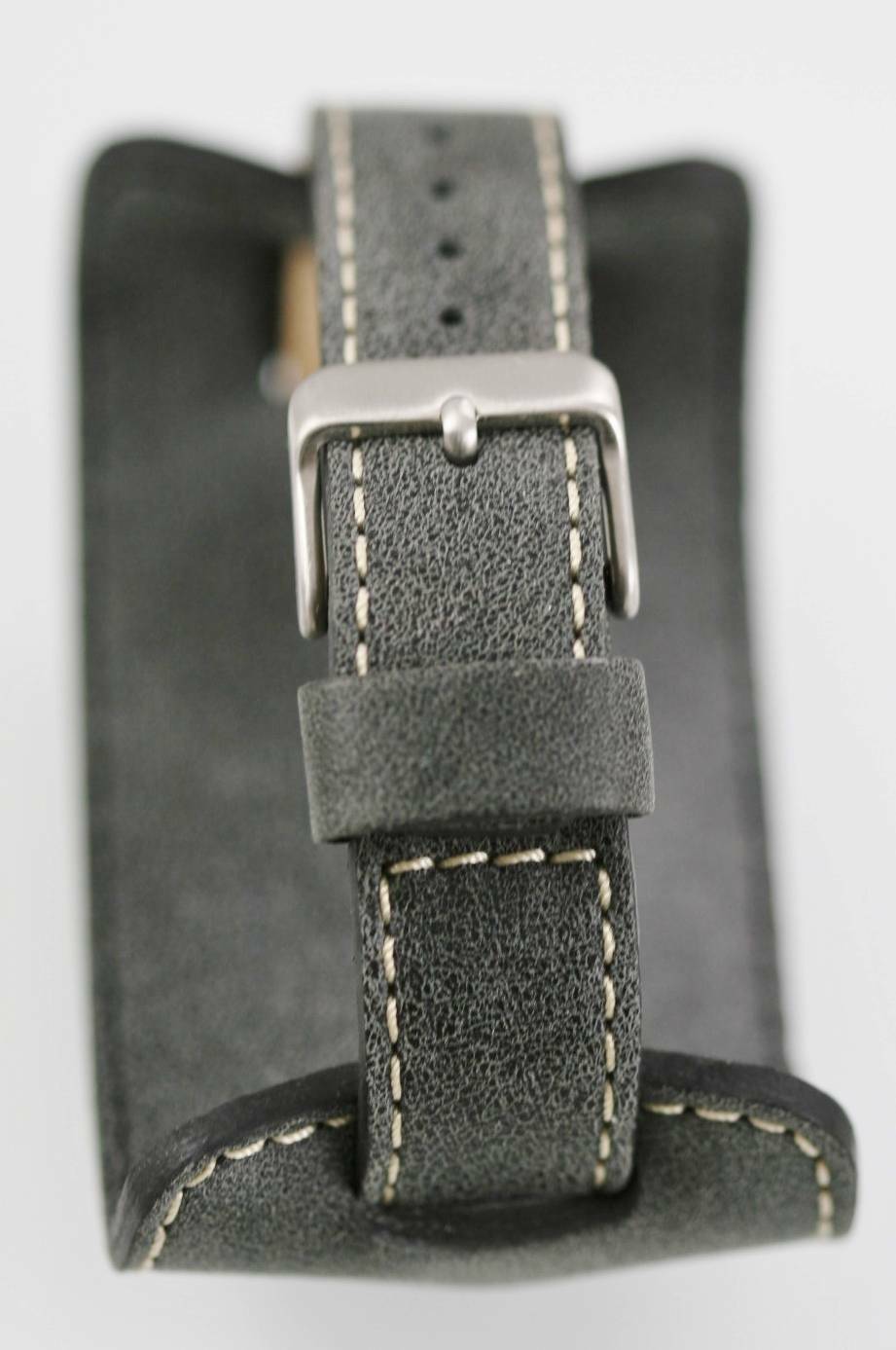 Fossil Watch Mens Chrono Light Alarm Date Gray Leather Red Black 100m Quartz