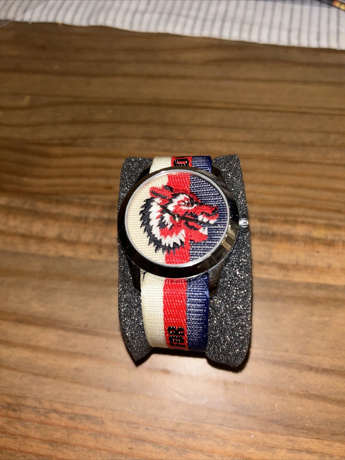 New Gucci G-Timeless Wolf Motif Dial Multicolor Nylon Unisex Watch YA1264059