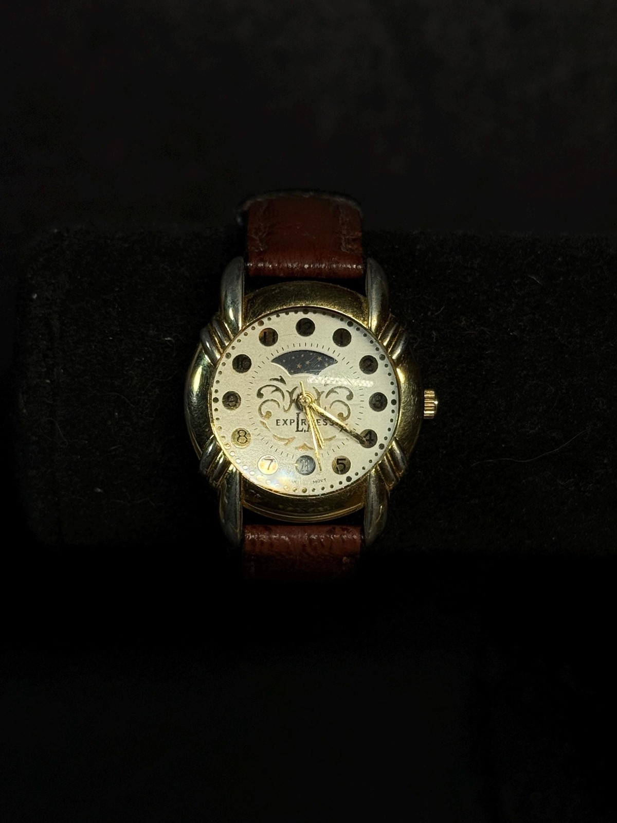 Vintage Express LA LAX 034 Novelty Day Night Dial Watch Working