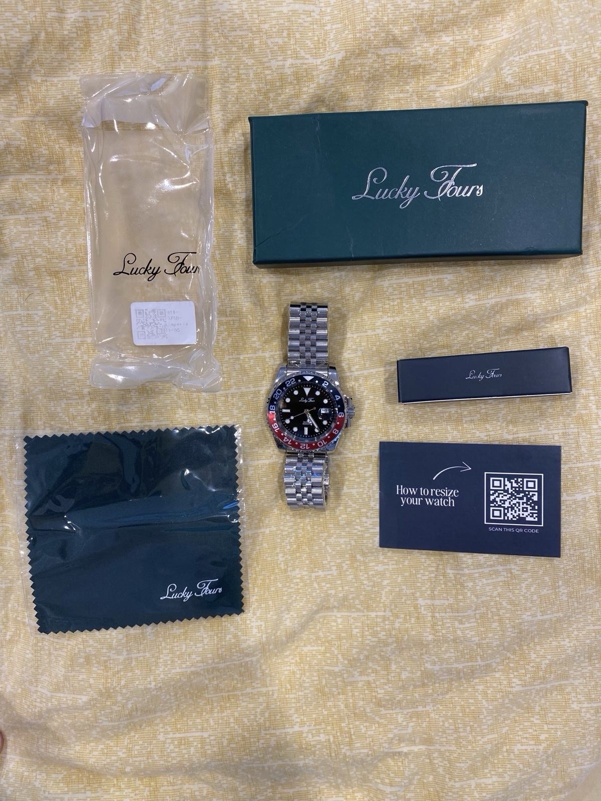 Lucky Fours Quartz Watch Black Dial Date Red/Black 24-Hr Bezel (Imperial)