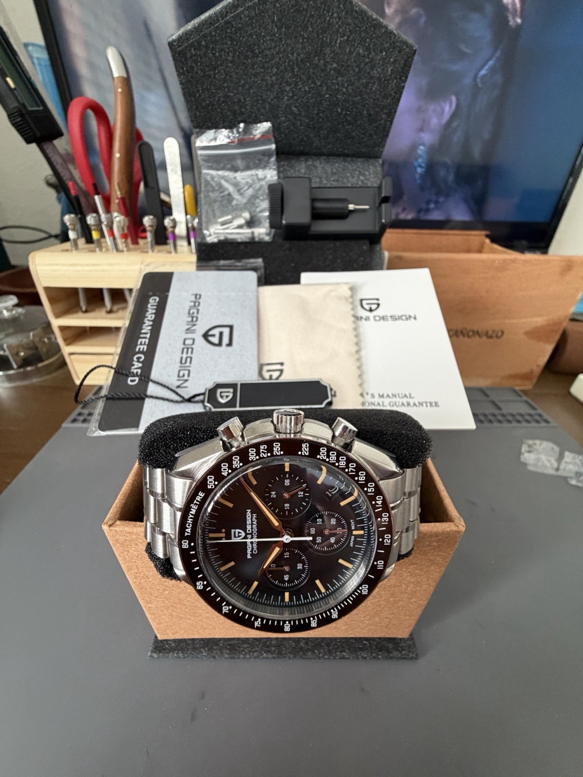 Pagani Design Chronograph Quartz Men’s Watch Black Dial Tachymeter SS 40mm