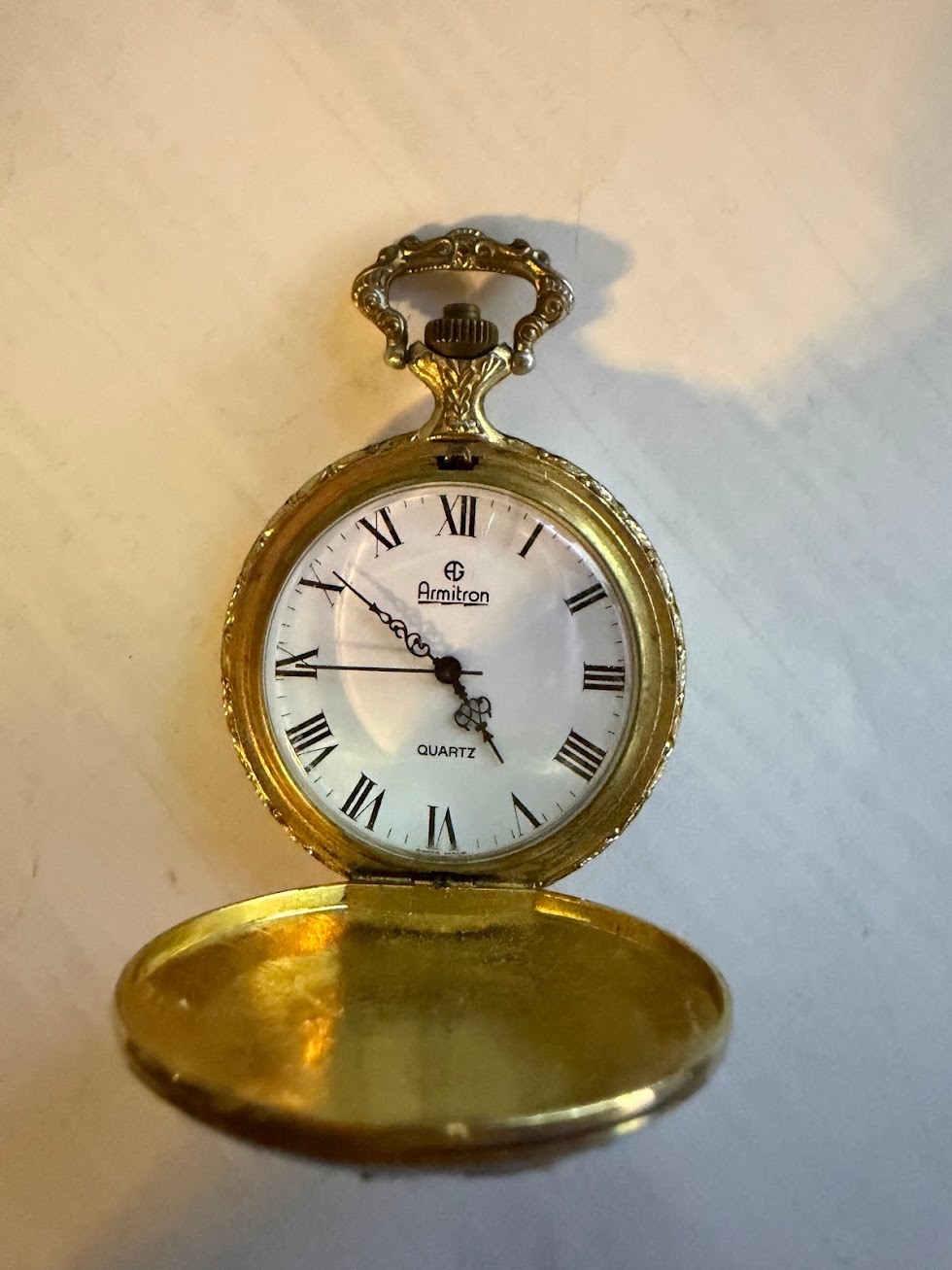 Vintage Armitron Quartz Pocket Watch Gold Tone Duck Hunting Scene