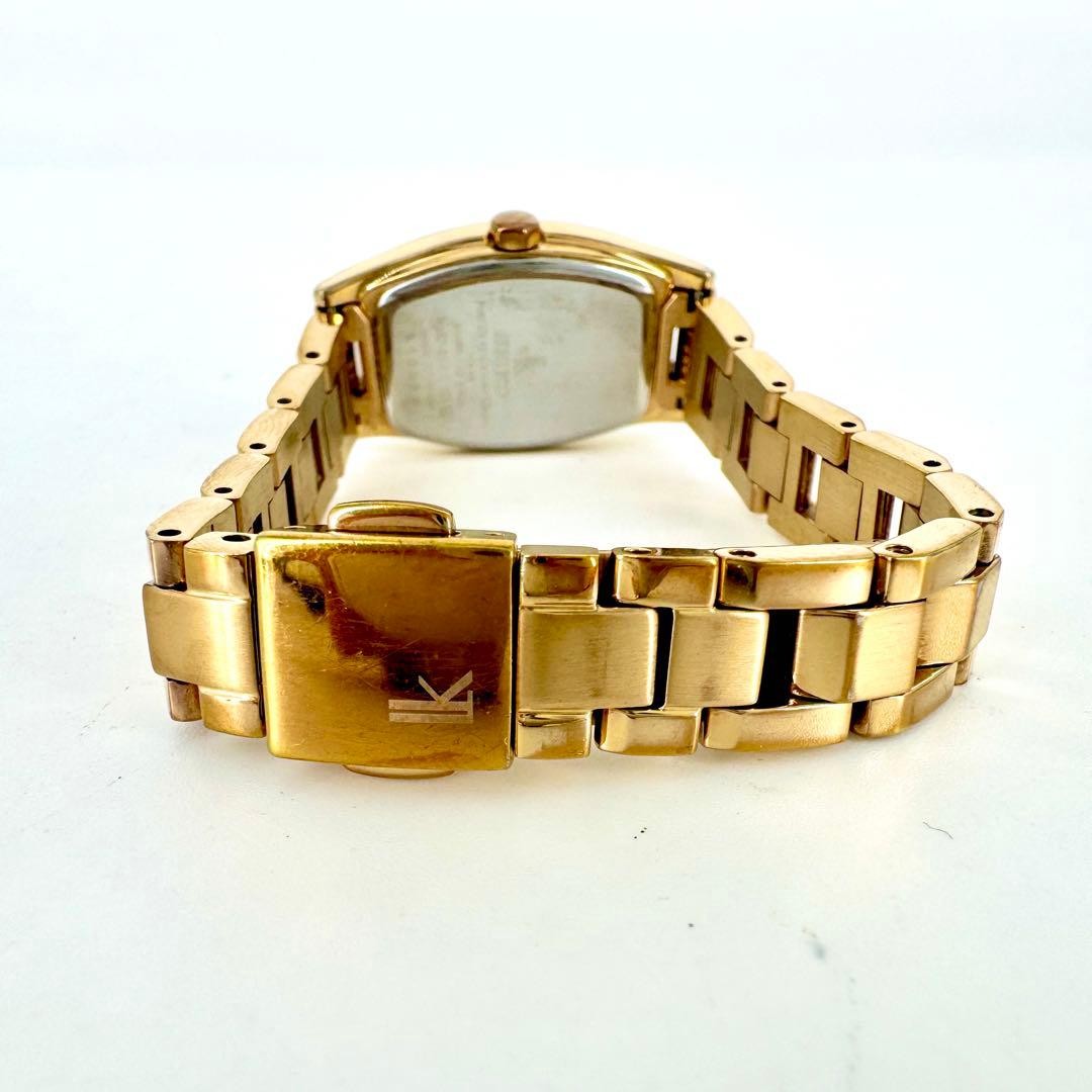 29 [Working Condition] SEIKO LK Lukia Solar Gold Tonneau-shaped Wristwatch