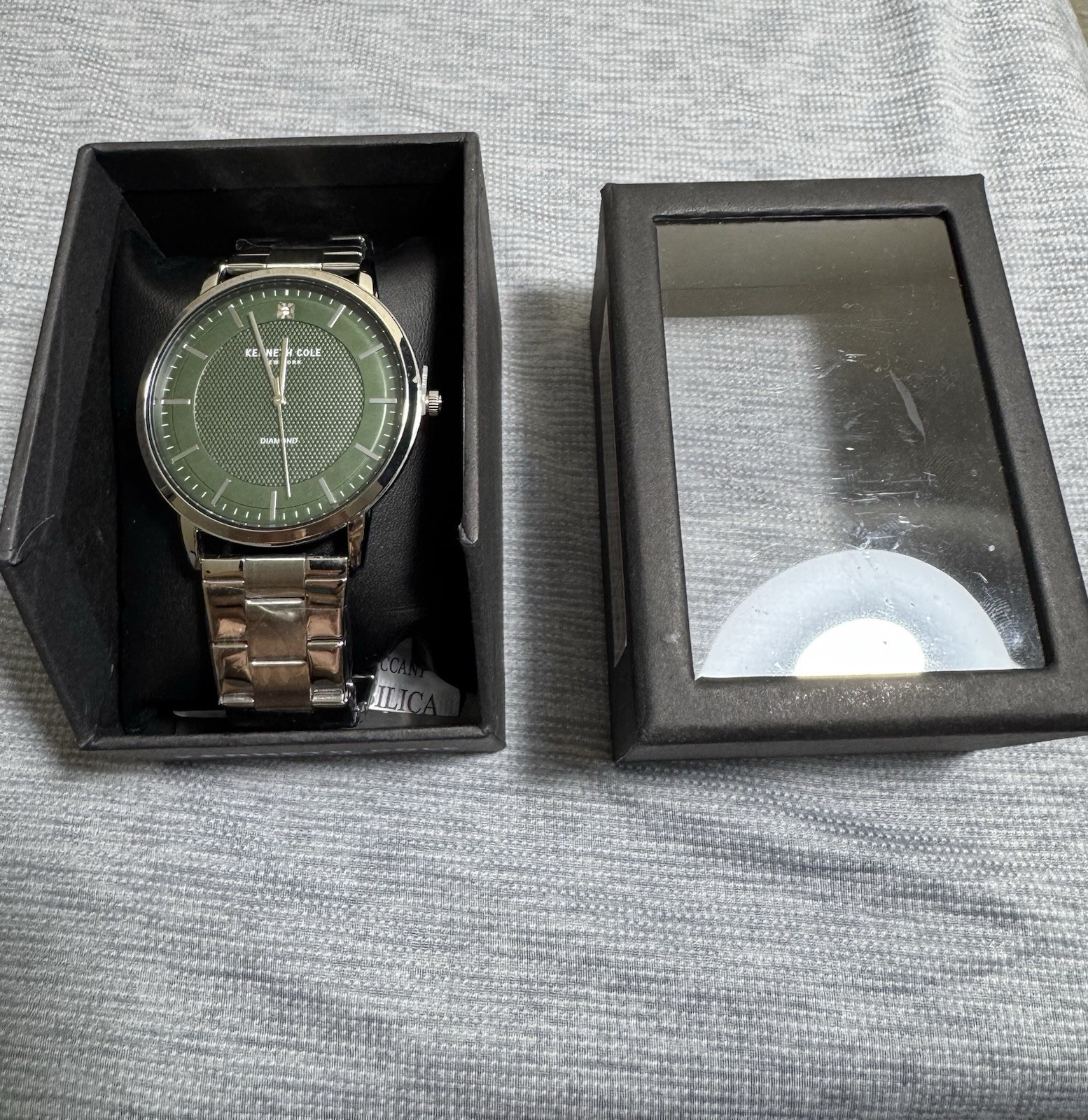 Kenneth Cole New York Men’s Classic Genuine Diamond Accent Watch New In Box