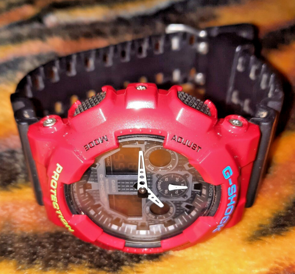 CASIO G-Shock~GA-100 Wrist Watch +2 Extra Bezels~Red/Black/Green/Blue/White??