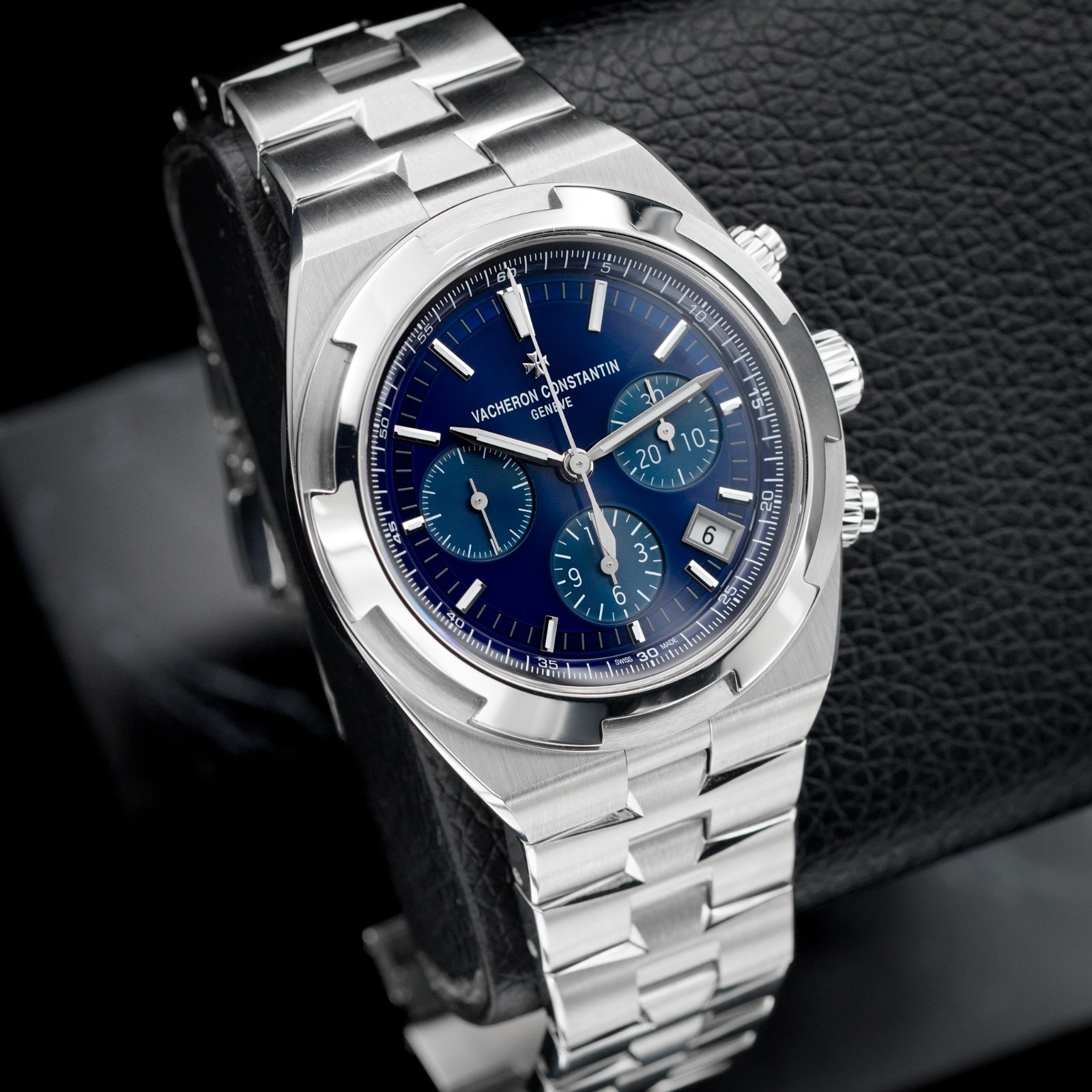 2020 Vacheron Constantin Overseas Chronograph Blue Dial 5500V/110A-B148 Full set