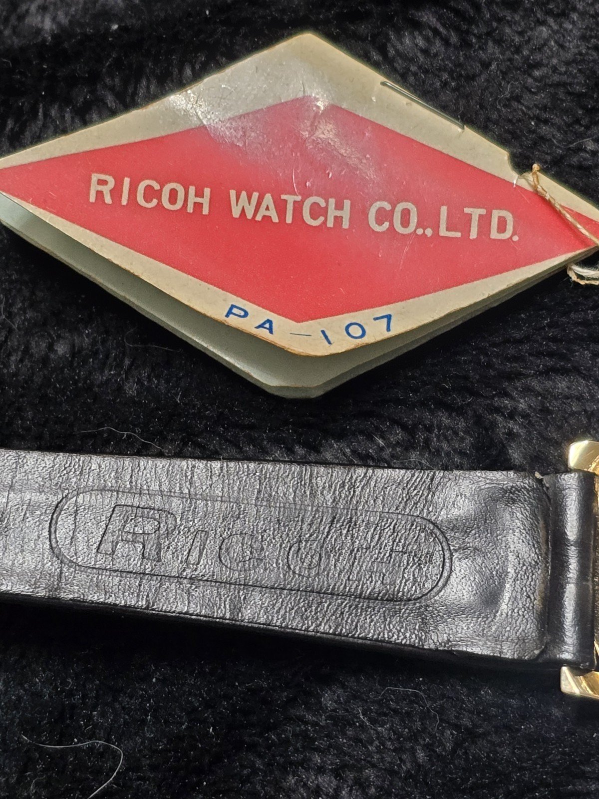NOS Vintage 1960s RICOH Dynamic Escort 23 Jewel Manual Wind Gent’s Watch 61102