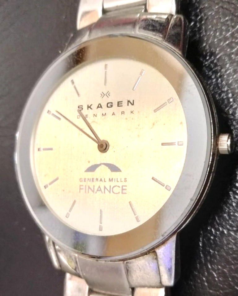 Skagen Denmark Stainless Steel watch slim 39XLSSX