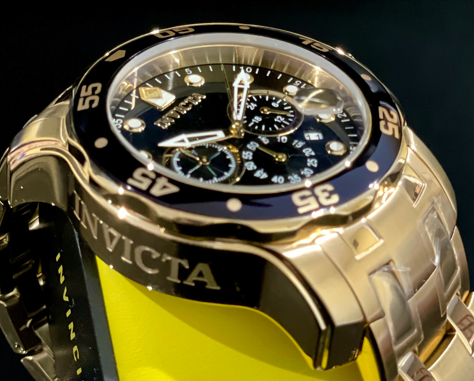 Invicta Mens PRO DIVER SCUBA Chronograph Black Dial 18Kt Gold Plated Watch 0072
