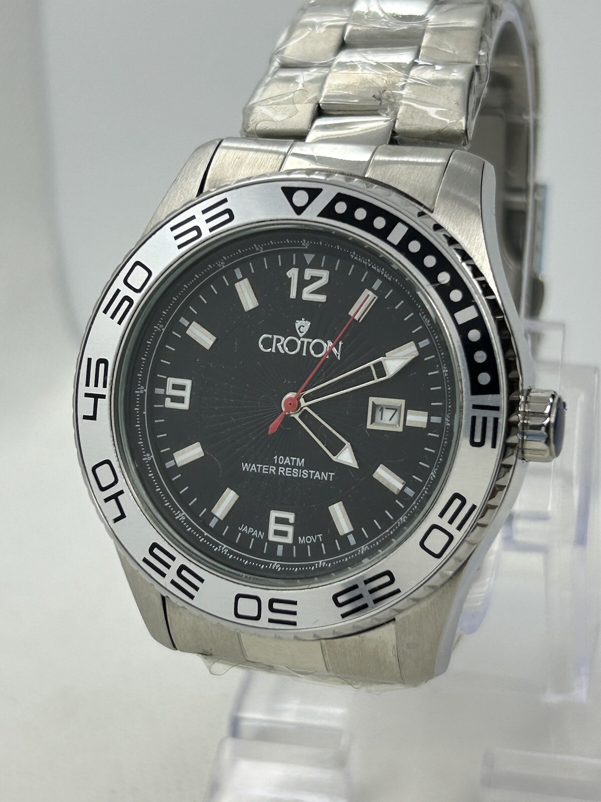 Croton Magnum CA301247 Men’s Silver-Tone Black Dial Watch WR 100M, 43mm