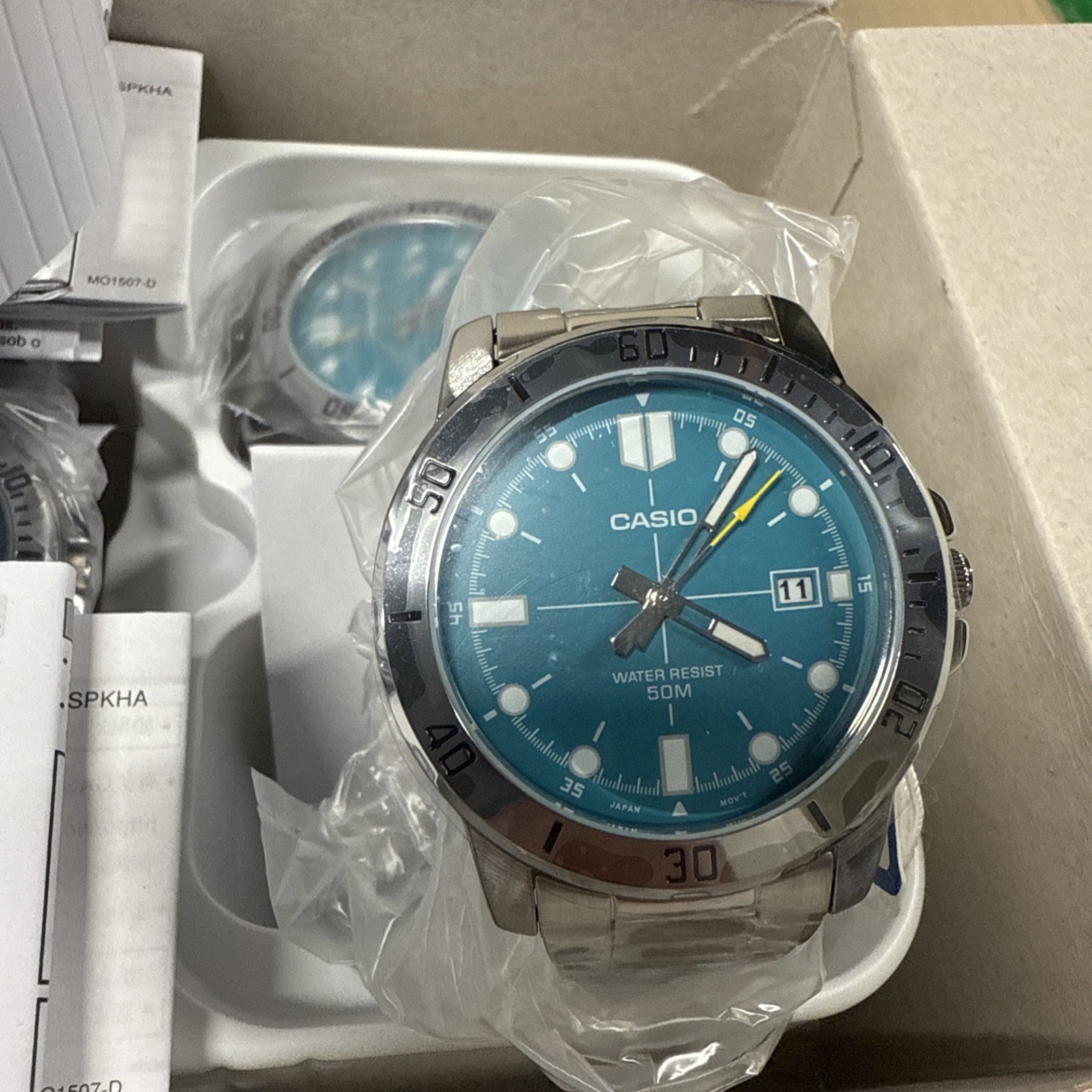 Casio Stainless Steel Turquoise Blue Dial Quartz MTP-VD01D-3E2V 50M Mens Watch