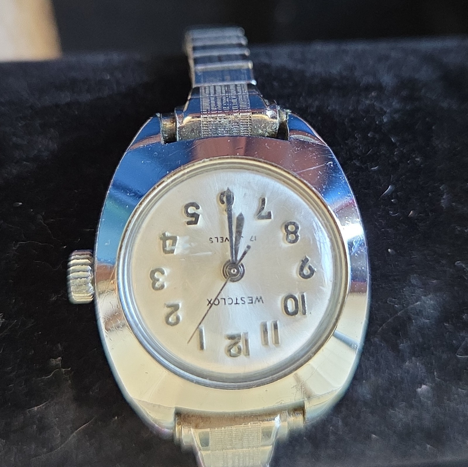 Westclox 17 Jewels Women’s Manual Vintage 1950s White Dial Arabic Silver Brace