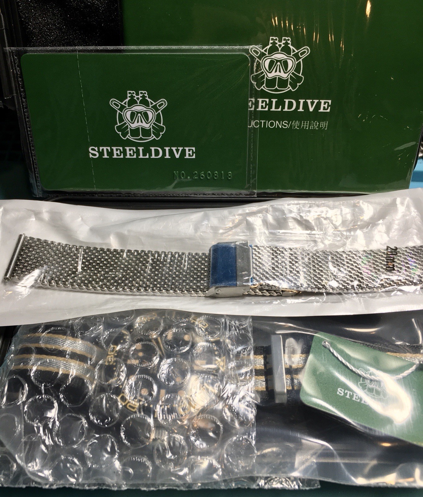 STEELDIVE 007 42MM WATCH NO TIME TO DIE SEIKO NH35 SAPPHIRE MILANESE & NATO BAND
