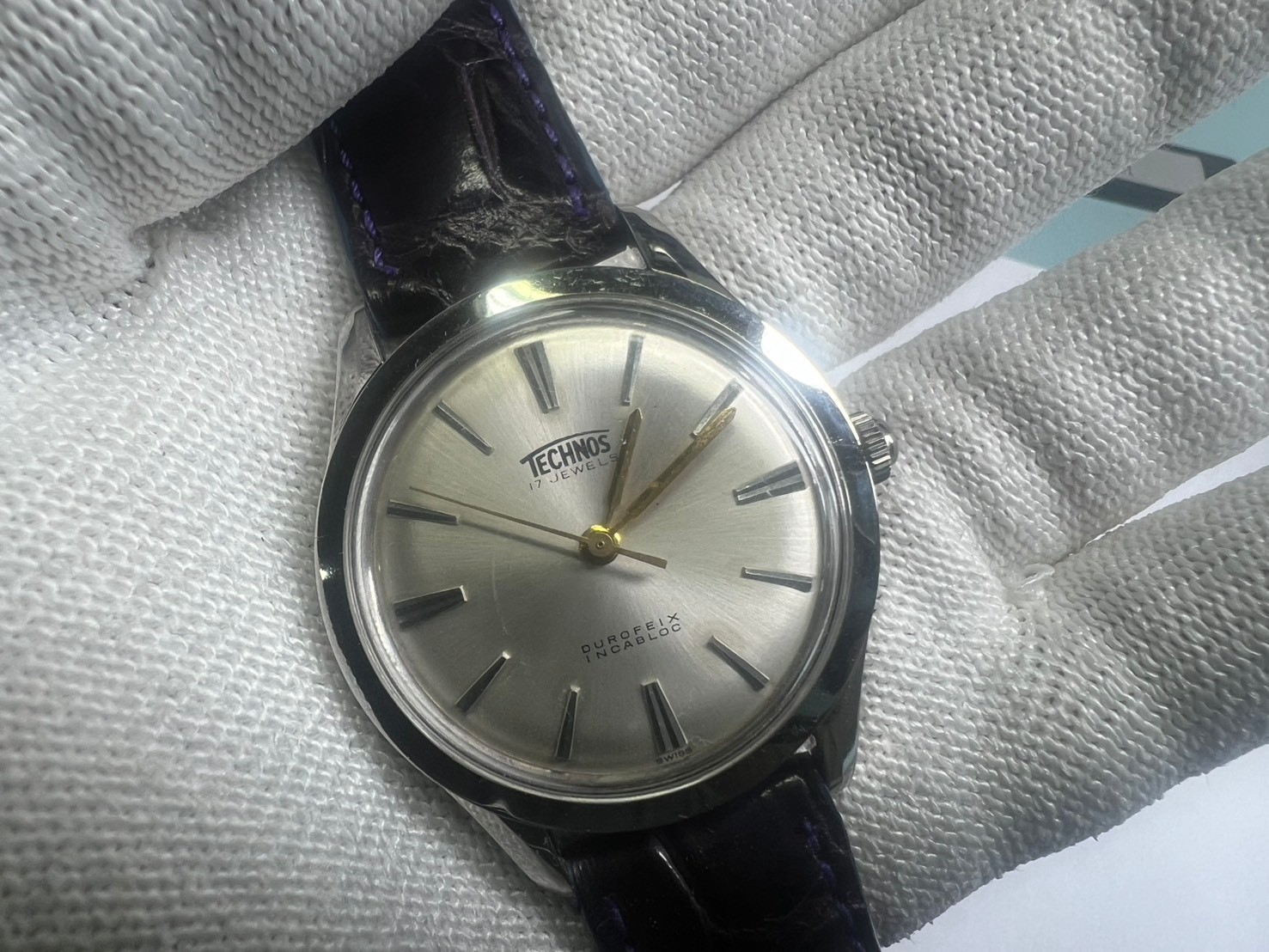 7. Technos cal 2390 manual winding 35.5 mm running