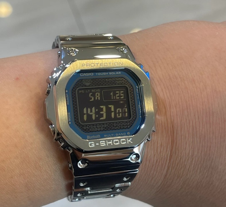 Casio G-Shock GMW-B5000D-2DR Full Metal Navy Blue Solar Bluetooth Watch New Box