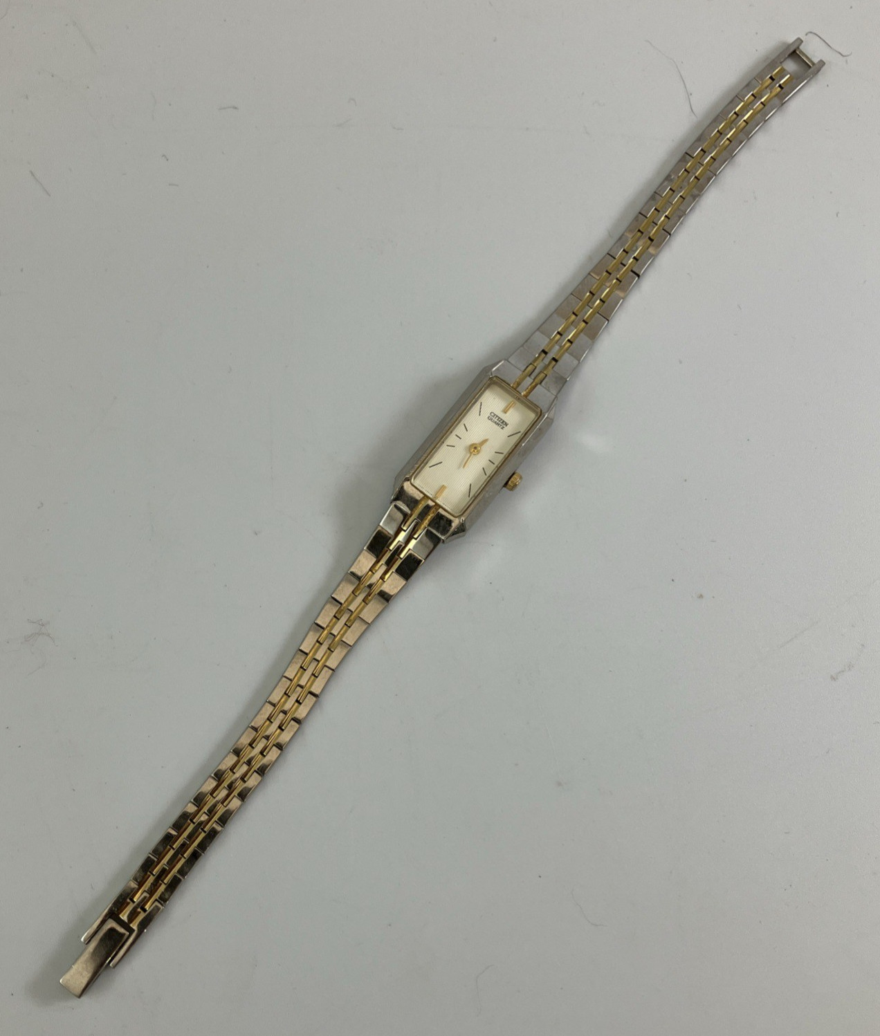 Citizen Tank Watch Womens 13mm Silver Gold Two Tone 5421-S91484 New Battery 7″