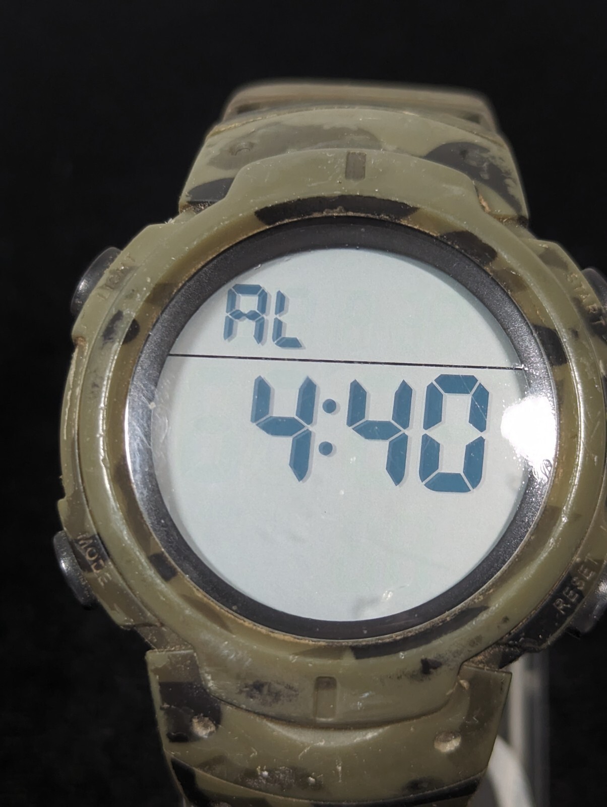 Digital Day Date Alarm Timer Green Black Camouflage Silicone Band Watch 8.5 In