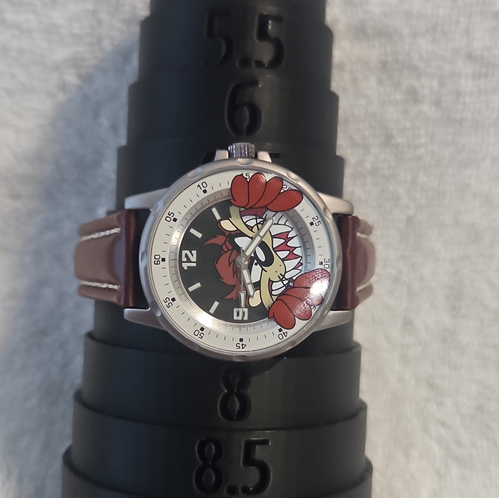 Warner Bros. Studio Store Taz Quartz Analog SS 32mm Brown Leather Watch