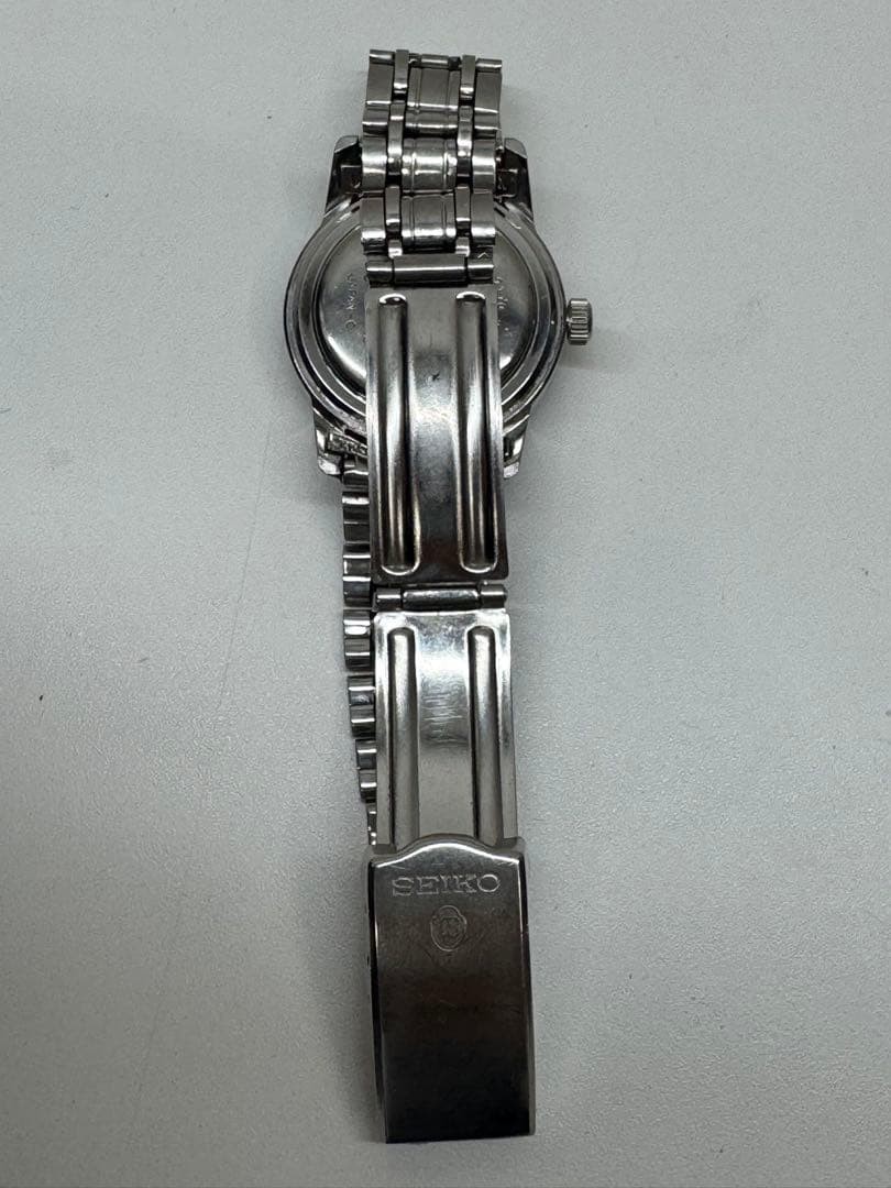SEIKO Vintage Ladies Hand-Winding Watch, Working Condition! 17jewels