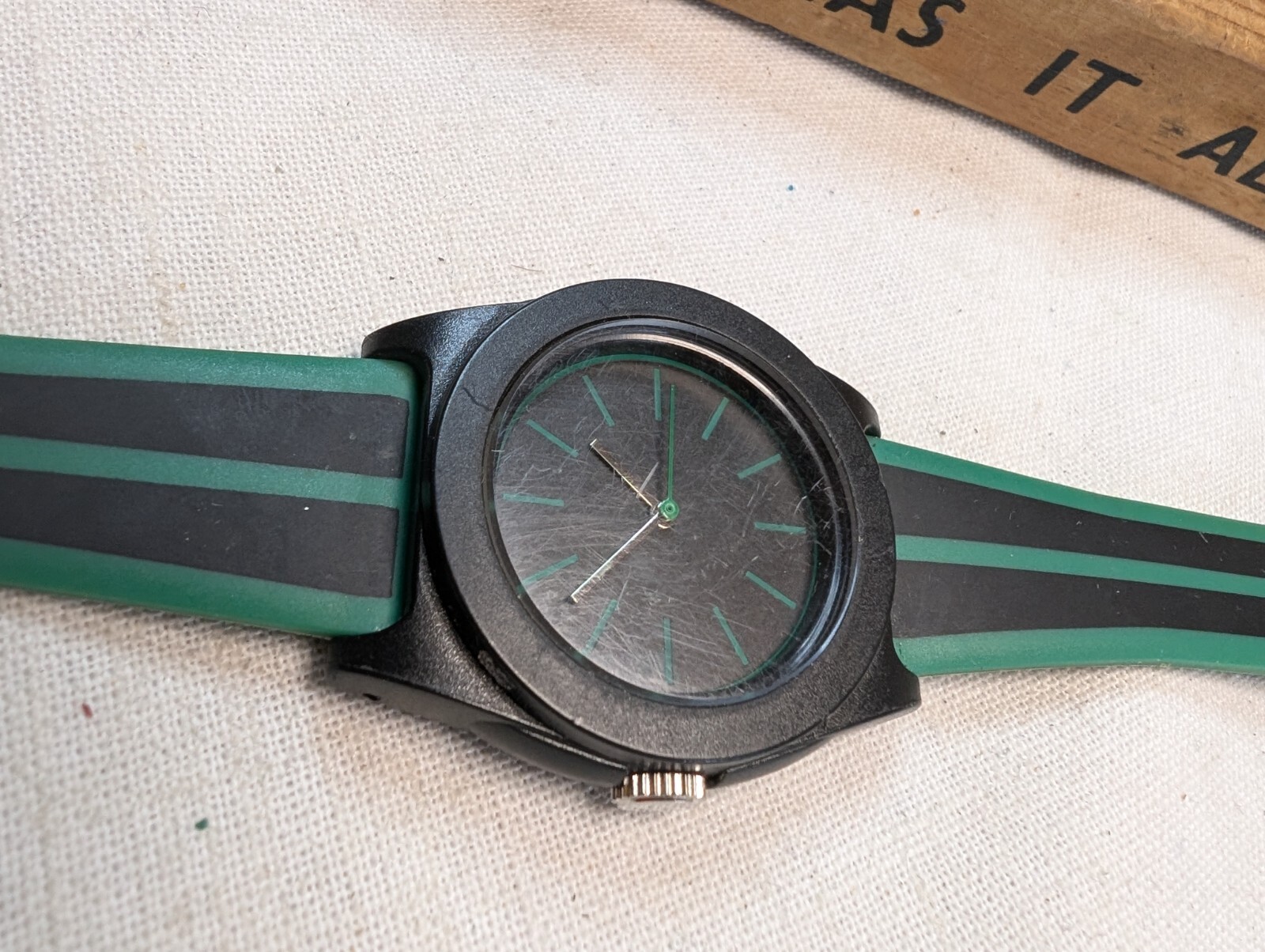 Black & Green 35mm Quartz Watch Acrylic Case