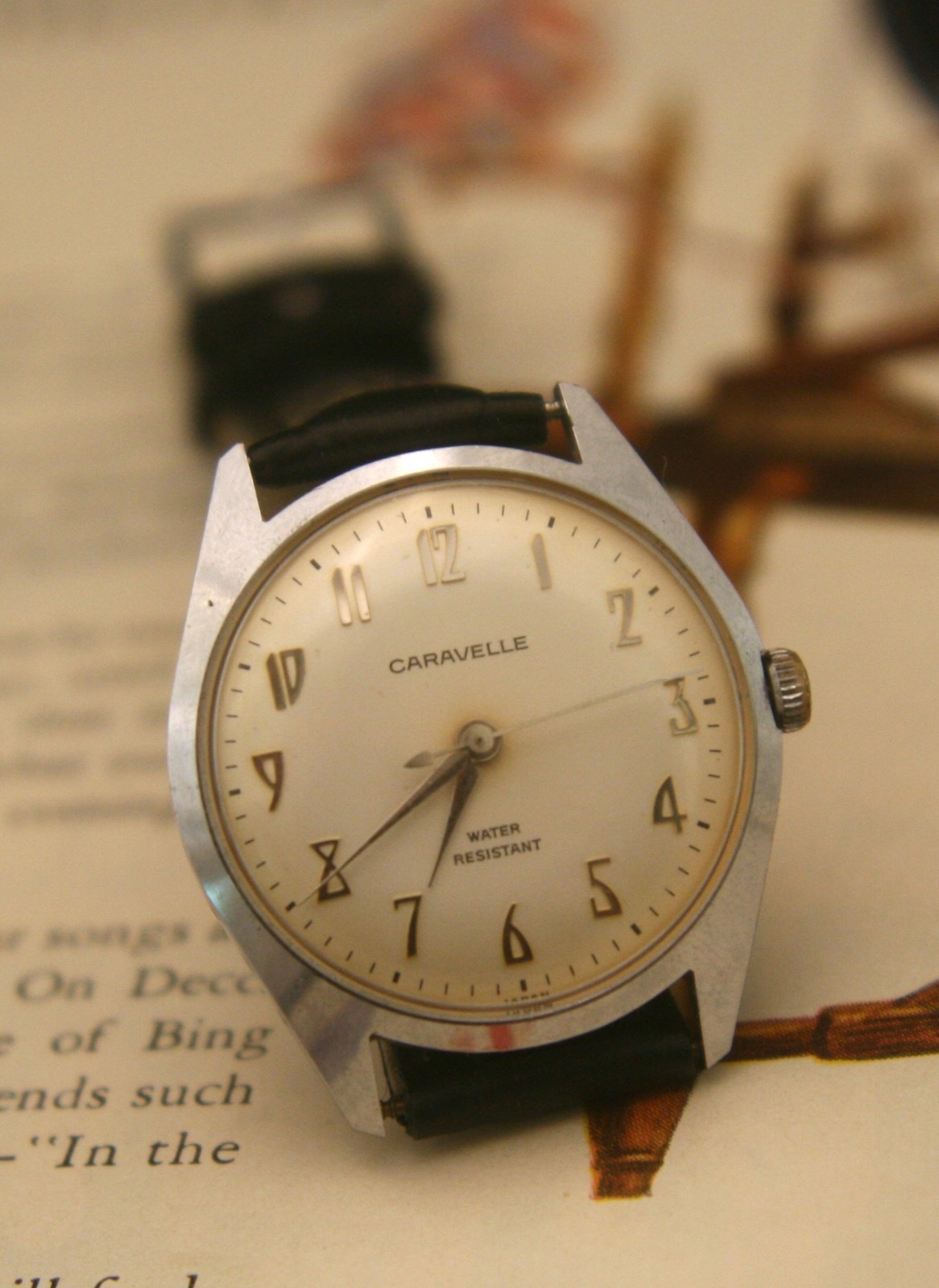 Men’s vintage 1962 Caravelle by Bulova 17 jewel dress wristwatch running well