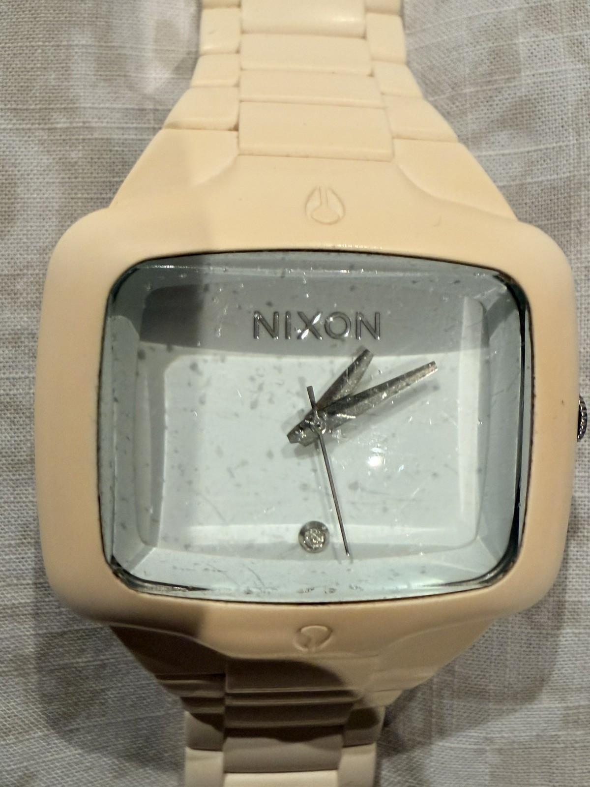 NIXON “YES, IT’S REAL” THE RUBBER PLAYER 45mm WR 100m White St. Steel Watch