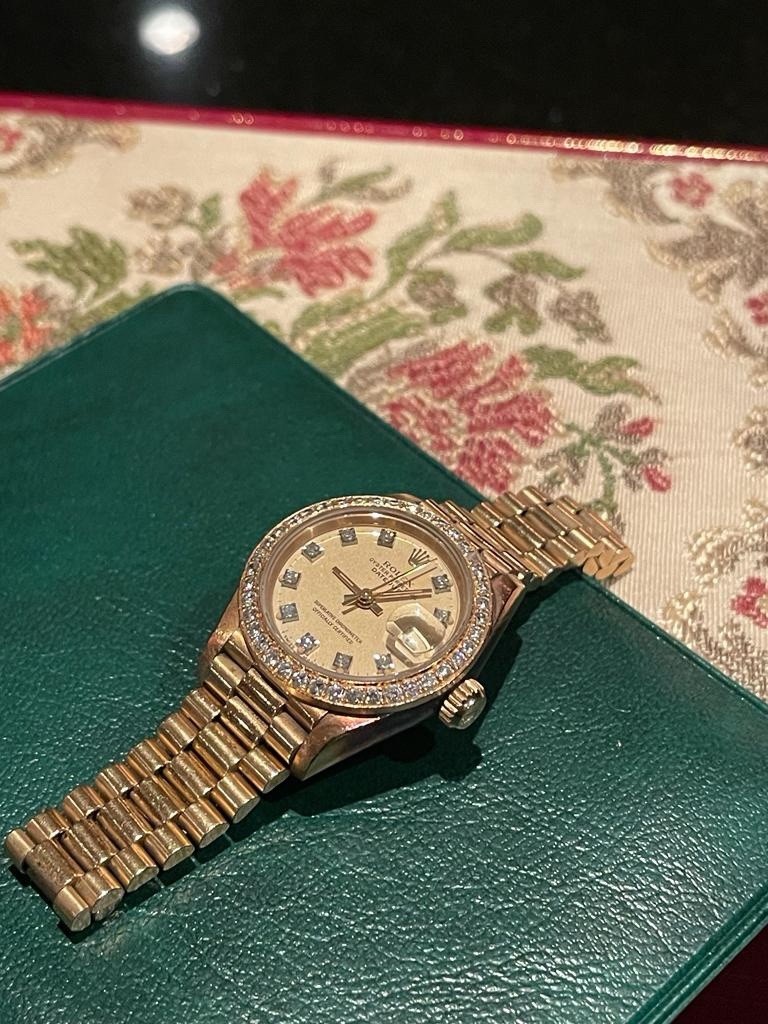 Rolex Vintage Datejust 26mm-18 K Yellow Gold Watch With Diamond