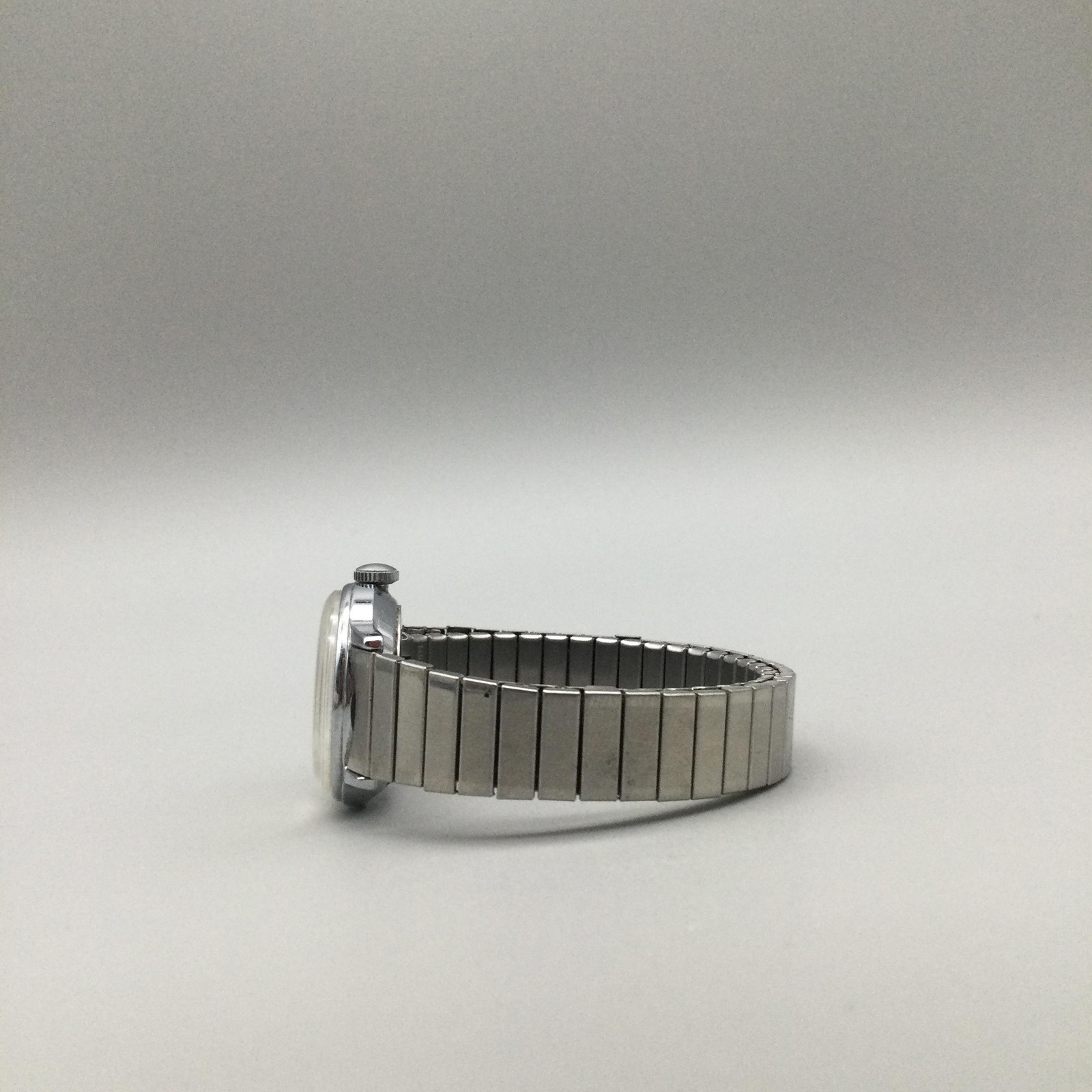 Timex Womens Watch 25mm Date Silver Tone Stretch Band Manual Wind