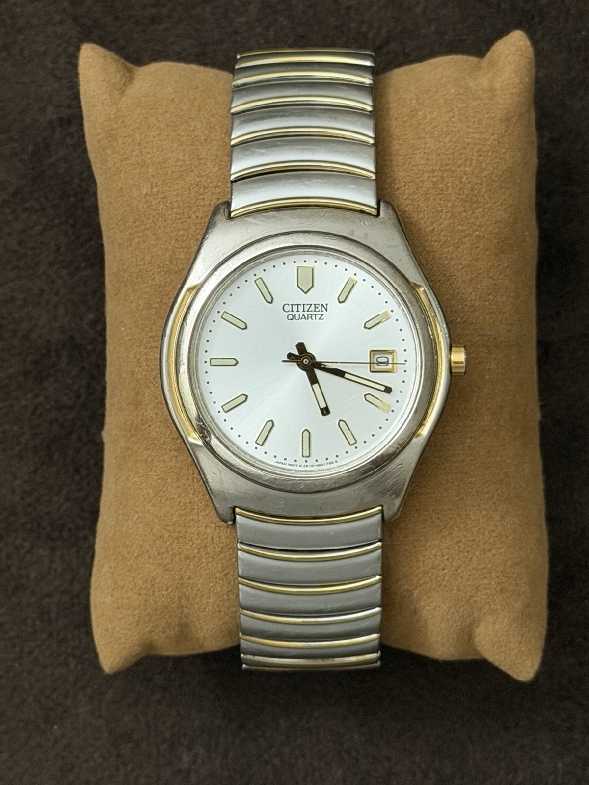 Citizen Men’s Quartz Analog Dress Watch Silver Dial Date Two-Tone Bracelet