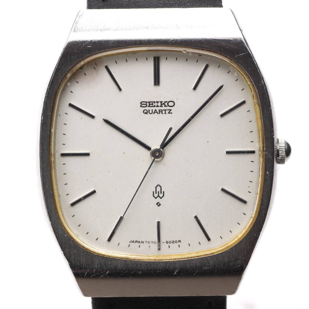 Rare SEIKO quartz men’s wristwatch 70s vintage early quartz cushion case made in