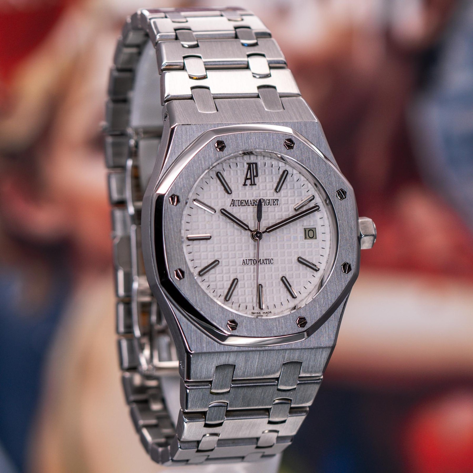 Audemars Piguet Royal Oak 39mm Grande Tapisserie White Dial 15300ST.OO.1220ST.01